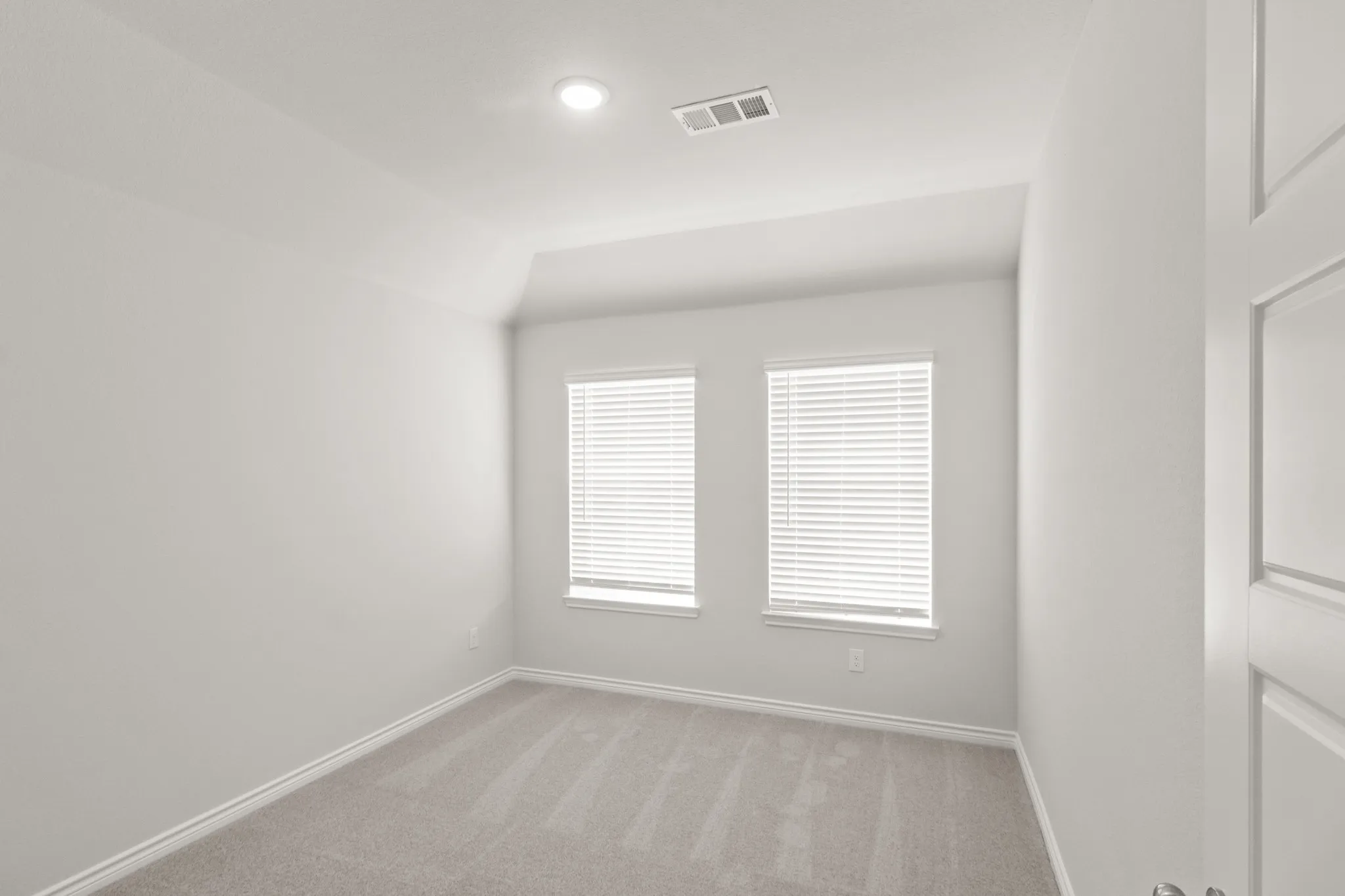 Single Family Residence For Sale in Tarrant County , 10024 Freighter Trail, Fort Worth, Texas 76131, 3 Bedroom, 2 Bathroom, 2 Garage spaces, 1,697 Sqft, built in 2025, mls#21310206, Real Estate Agent in Fort Worth, Homes For Sale in Tarrant county, Homes For Sale in Fort Worth, Realtor in Fort Worth Texas, Real Estate Brokerage Independent Realty Texas, Luminita Cordes Realtor