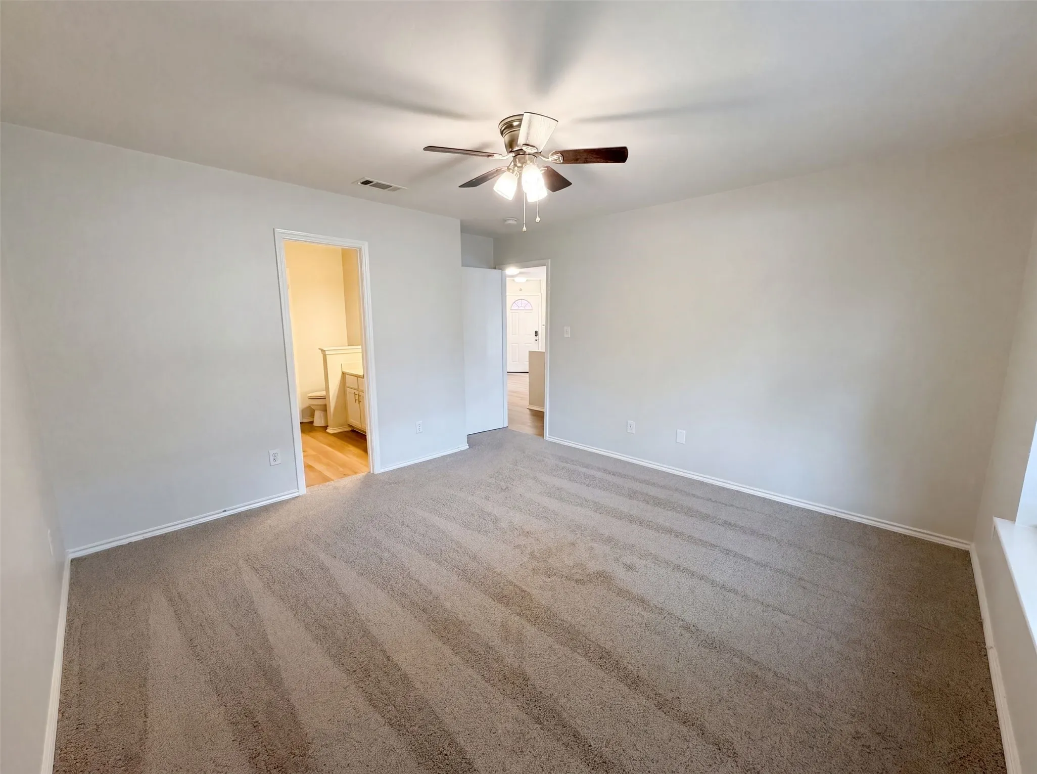 Single Family Residence For Sale in Denton County , 2026 Cardinal Lane, Lewisville, Texas 75077, 3 Bedroom, 3 Bathroom, 2 Garage spaces, 1,618 Sqft, built in 1997, mls#21310216, Real Estate Agent in Lewisville, Homes For Sale in Denton county, Homes For Sale in Lewisville, Realtor in Lewisville Texas, Real Estate Brokerage Independent Realty Texas, Luminita Cordes Realtor