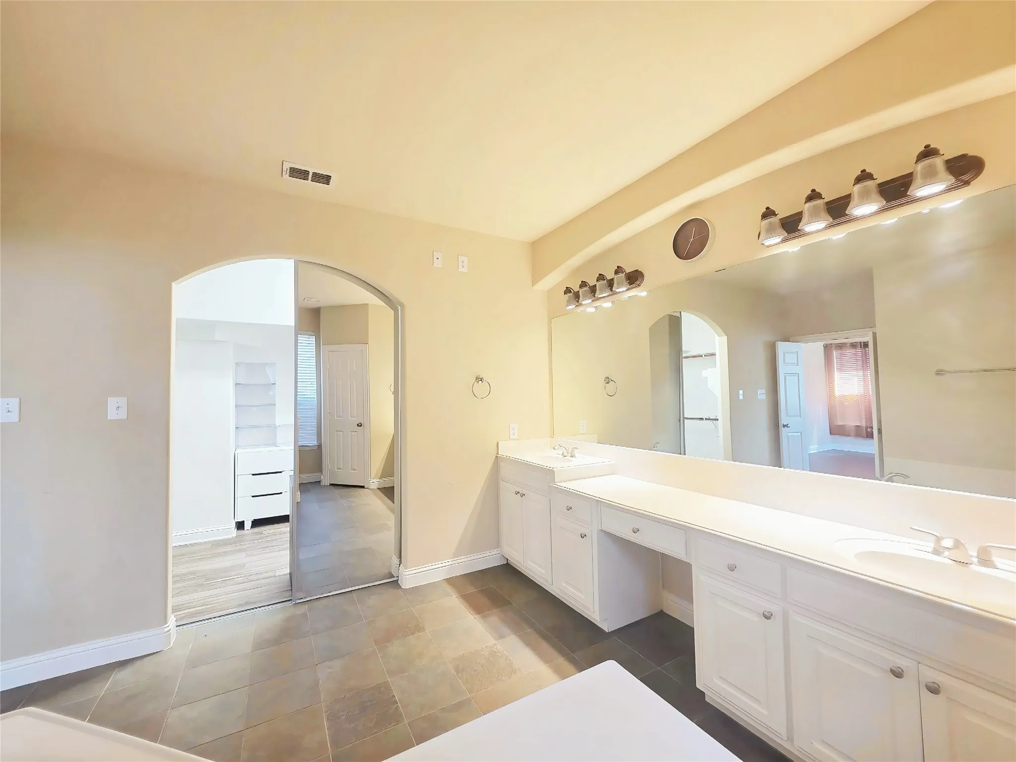 Single Family Residence For Rent in Dallas County , 6814 Indian Meadow Court, Sachse, Texas 75048, 4 Bedroom, 3 Bathroom, 2 Garage spaces, 3,214 Sqft, built in 2005, mls#21301992, Real Estate Agent in Sachse, Homes For Rent in Dallas county, Homes For Rent in Sachse, Realtor in Sachse Texas, Real Estate Brokerage Independent Realty Texas, Luminita Cordes Realtor