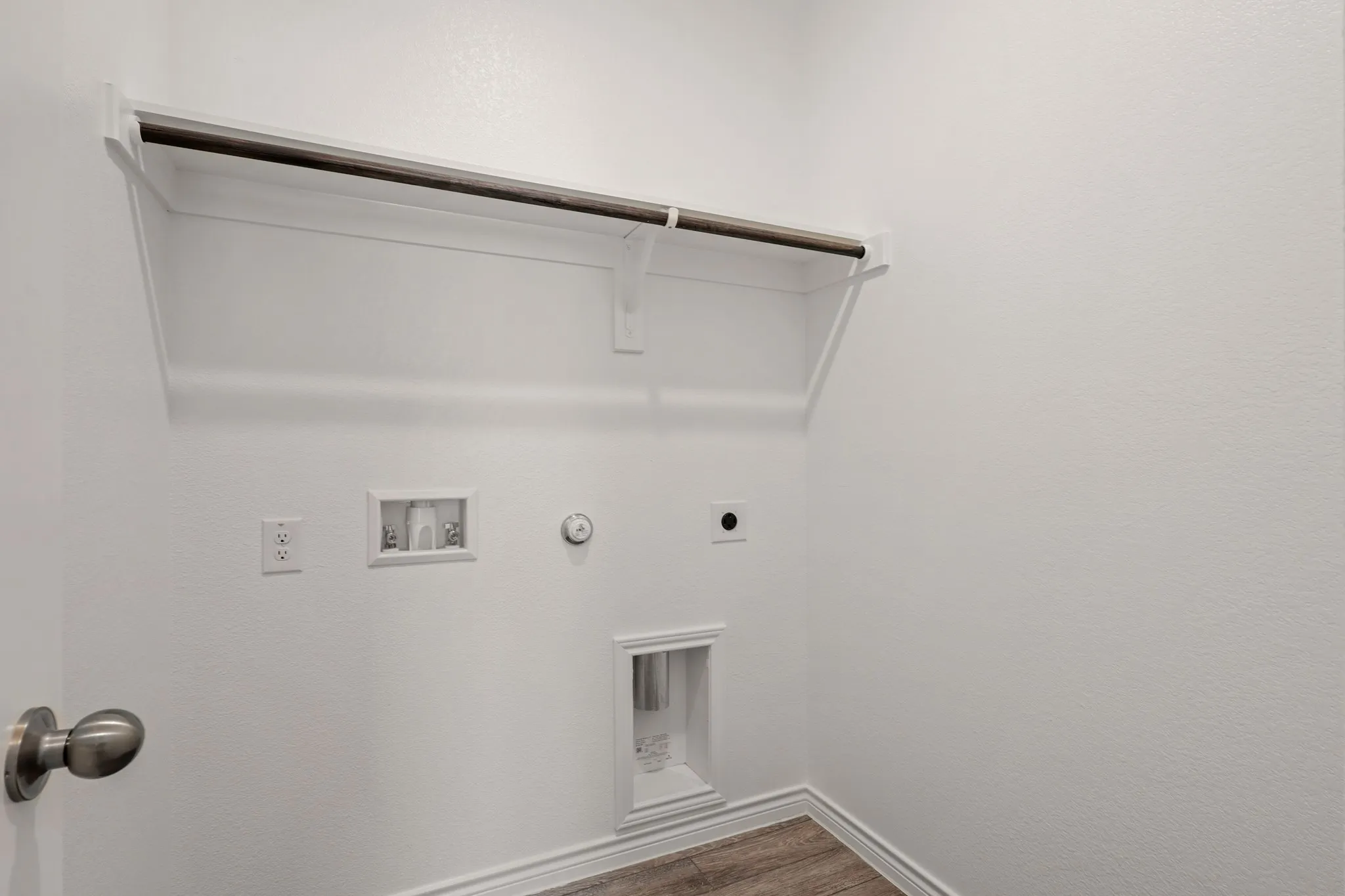 Single Family Residence For Sale in Tarrant County , 7008 Trestle Street, Fort Worth, Texas 76036, 4 Bedroom, 3 Bathroom, 2 Garage spaces, 1,745 Sqft, built in 2025, mls#21310246, Real Estate Agent in Fort Worth, Homes For Sale in Tarrant county, Homes For Sale in Fort Worth, Realtor in Fort Worth Texas, Real Estate Brokerage Independent Realty Texas, Luminita Cordes Realtor