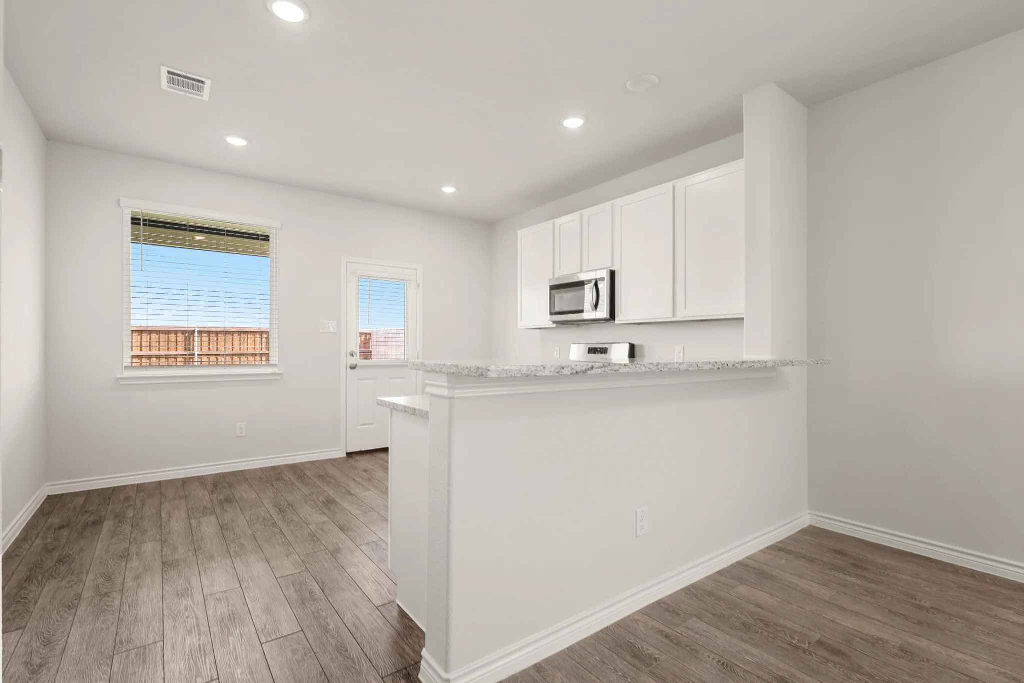 Single Family Residence For Sale in Tarrant County , 7008 Trestle Street, Fort Worth, Texas 76036, 4 Bedroom, 3 Bathroom, 2 Garage spaces, 1,745 Sqft, built in 2025, mls#21310246, Real Estate Agent in Fort Worth, Homes For Sale in Tarrant county, Homes For Sale in Fort Worth, Realtor in Fort Worth Texas, Real Estate Brokerage Independent Realty Texas, Luminita Cordes Realtor