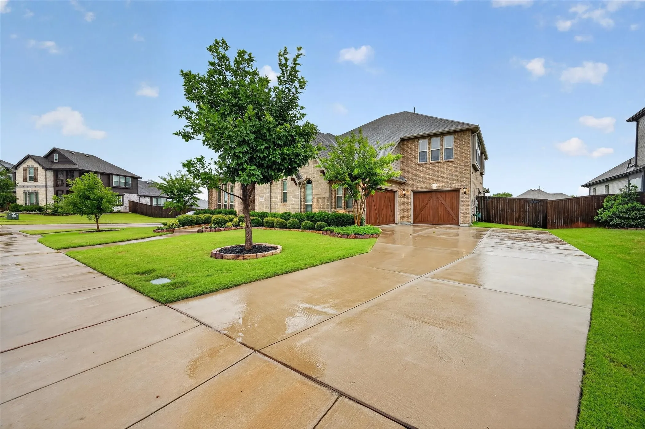 Single Family Residence For Sale in Denton County , 11601 Norcross Drive, Cross Roads, Texas 76227, 4 Bedroom, 4 Bathroom, 3 Garage spaces, 3,517 Sqft, built in 2020, mls#21308420, Real Estate Agent in Cross Roads, Homes For Sale in Denton county, Homes For Sale in Cross Roads, Realtor in Cross Roads Texas, Real Estate Brokerage Independent Realty Texas, Luminita Cordes Realtor