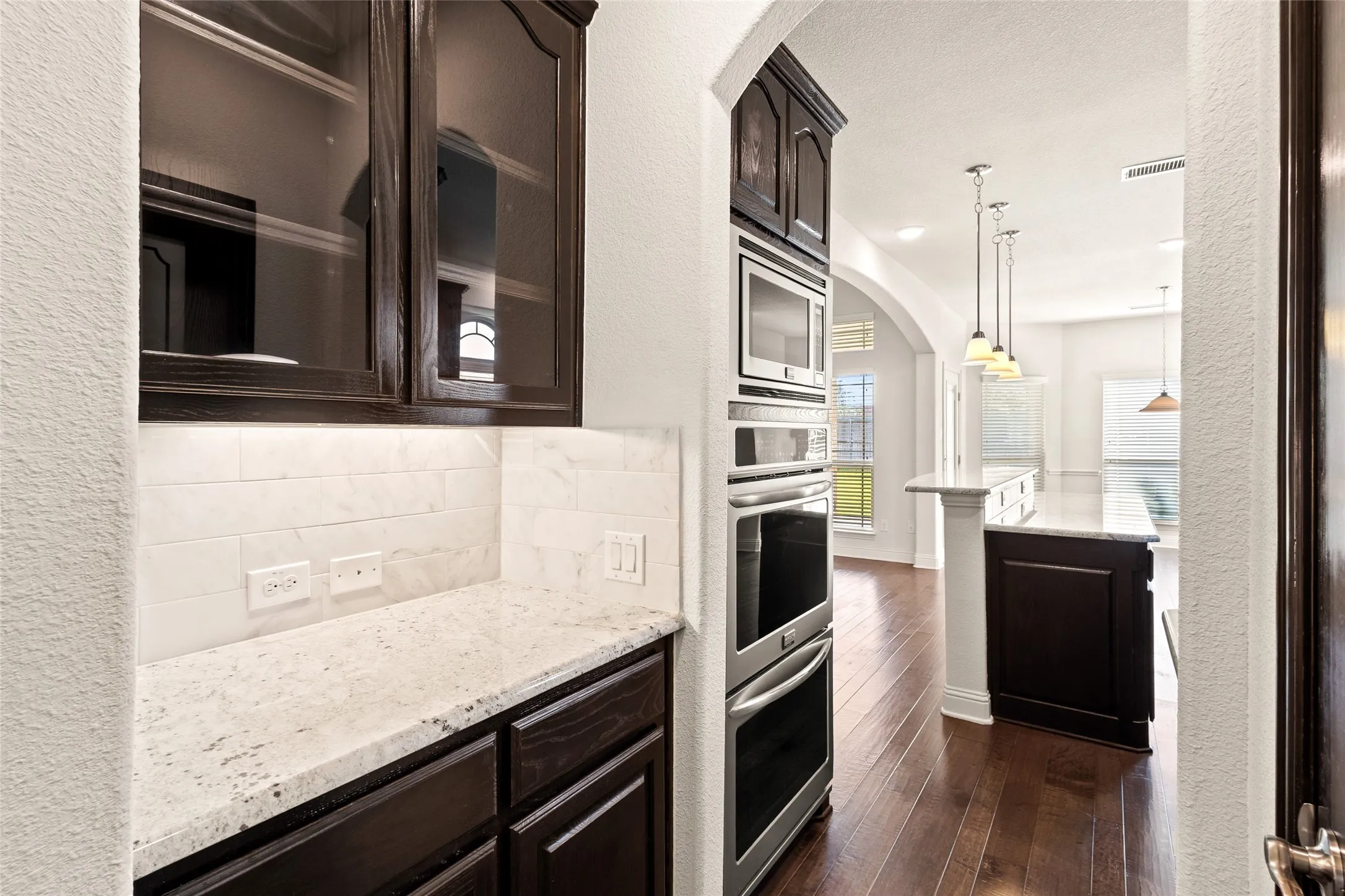 Single Family Residence For Sale in Tarrant County , 604 Cody Lane, Mansfield, Texas 76063, 5 Bedroom, 4 Bathroom, 2 Garage spaces, 4,222 Sqft, built in 2017, mls#21302472, Real Estate Agent in Mansfield, Homes For Sale in Tarrant county, Homes For Sale in Mansfield, Realtor in Mansfield Texas, Real Estate Brokerage Independent Realty Texas, Luminita Cordes Realtor