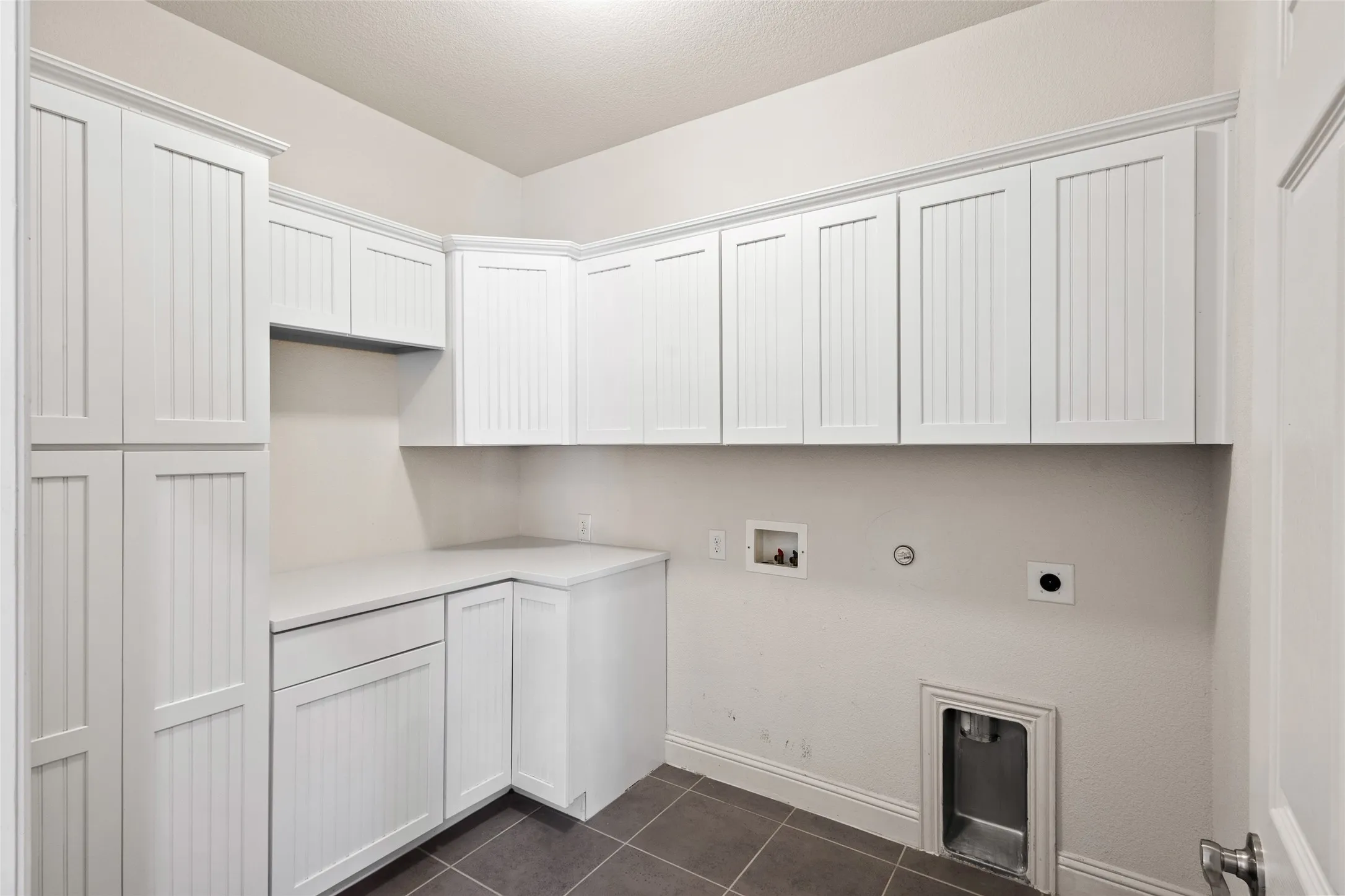 Single Family Residence For Sale in Tarrant County , 604 Cody Lane, Mansfield, Texas 76063, 5 Bedroom, 4 Bathroom, 2 Garage spaces, 4,222 Sqft, built in 2017, mls#21302472, Real Estate Agent in Mansfield, Homes For Sale in Tarrant county, Homes For Sale in Mansfield, Realtor in Mansfield Texas, Real Estate Brokerage Independent Realty Texas, Luminita Cordes Realtor