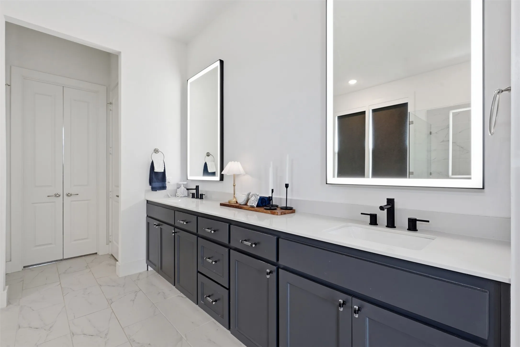 Single Family Residence For Sale in Tarrant County , 328 Wimberley Drive, Haslet, Texas 76052, 5 Bedroom, 4 Bathroom, 3 Garage spaces, 3,908 Sqft, built in 2023, mls#21308410, Real Estate Agent in Haslet, Homes For Sale in Tarrant county, Homes For Sale in Haslet, Realtor in Haslet Texas, Real Estate Brokerage Independent Realty Texas, Luminita Cordes Realtor