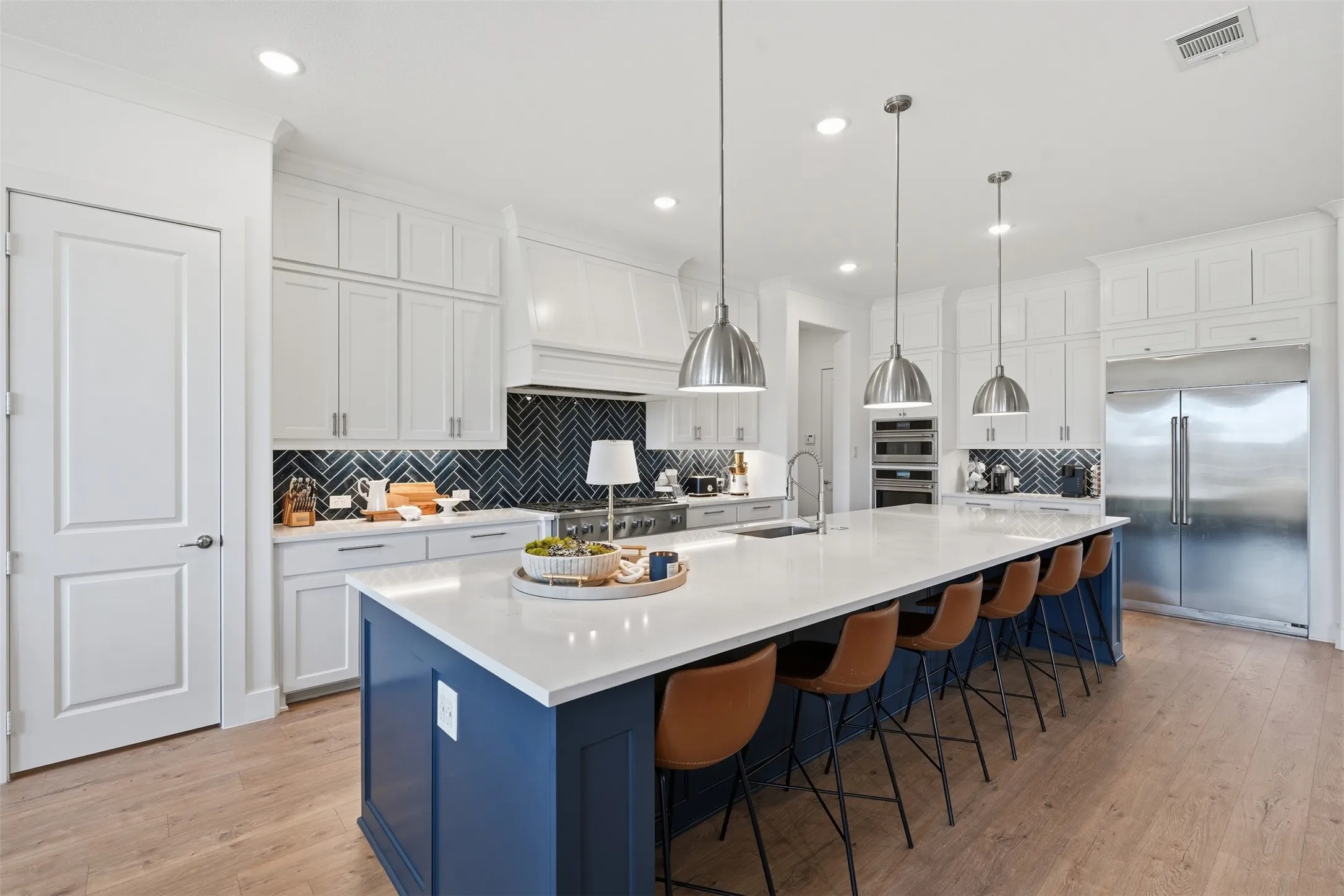 Single Family Residence For Sale in Tarrant County , 328 Wimberley Drive, Haslet, Texas 76052, 5 Bedroom, 4 Bathroom, 3 Garage spaces, 3,908 Sqft, built in 2023, mls#21308410, Real Estate Agent in Haslet, Homes For Sale in Tarrant county, Homes For Sale in Haslet, Realtor in Haslet Texas, Real Estate Brokerage Independent Realty Texas, Luminita Cordes Realtor