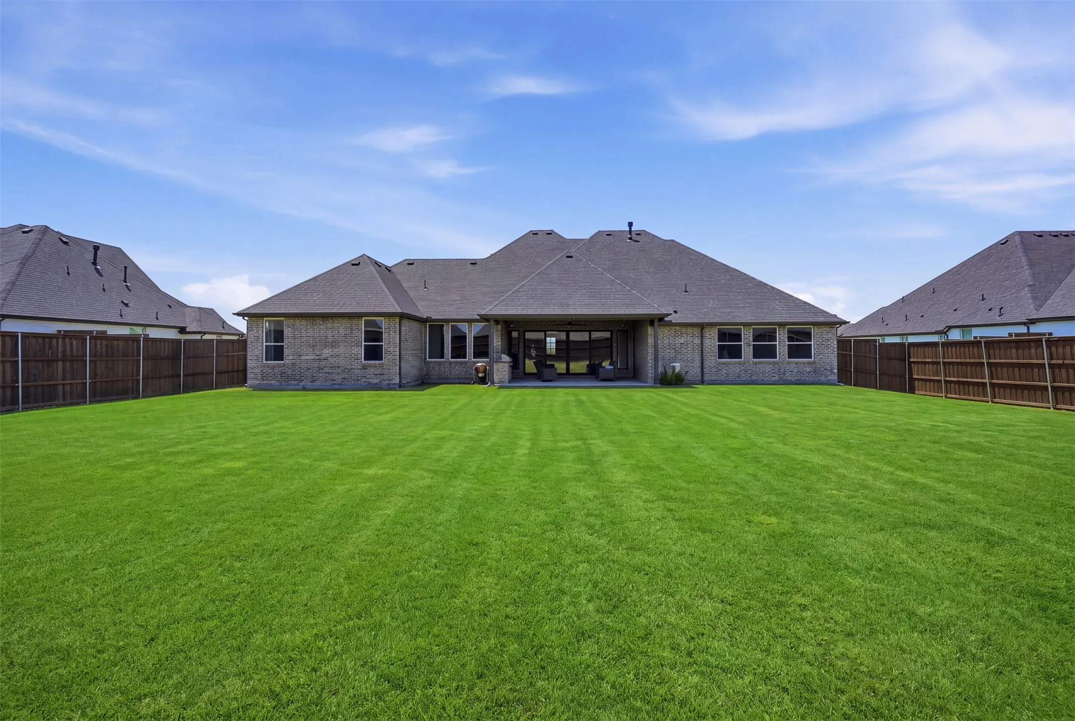 Single Family Residence For Sale in Tarrant County , 328 Wimberley Drive, Haslet, Texas 76052, 5 Bedroom, 4 Bathroom, 3 Garage spaces, 3,908 Sqft, built in 2023, mls#21308410, Real Estate Agent in Haslet, Homes For Sale in Tarrant county, Homes For Sale in Haslet, Realtor in Haslet Texas, Real Estate Brokerage Independent Realty Texas, Luminita Cordes Realtor