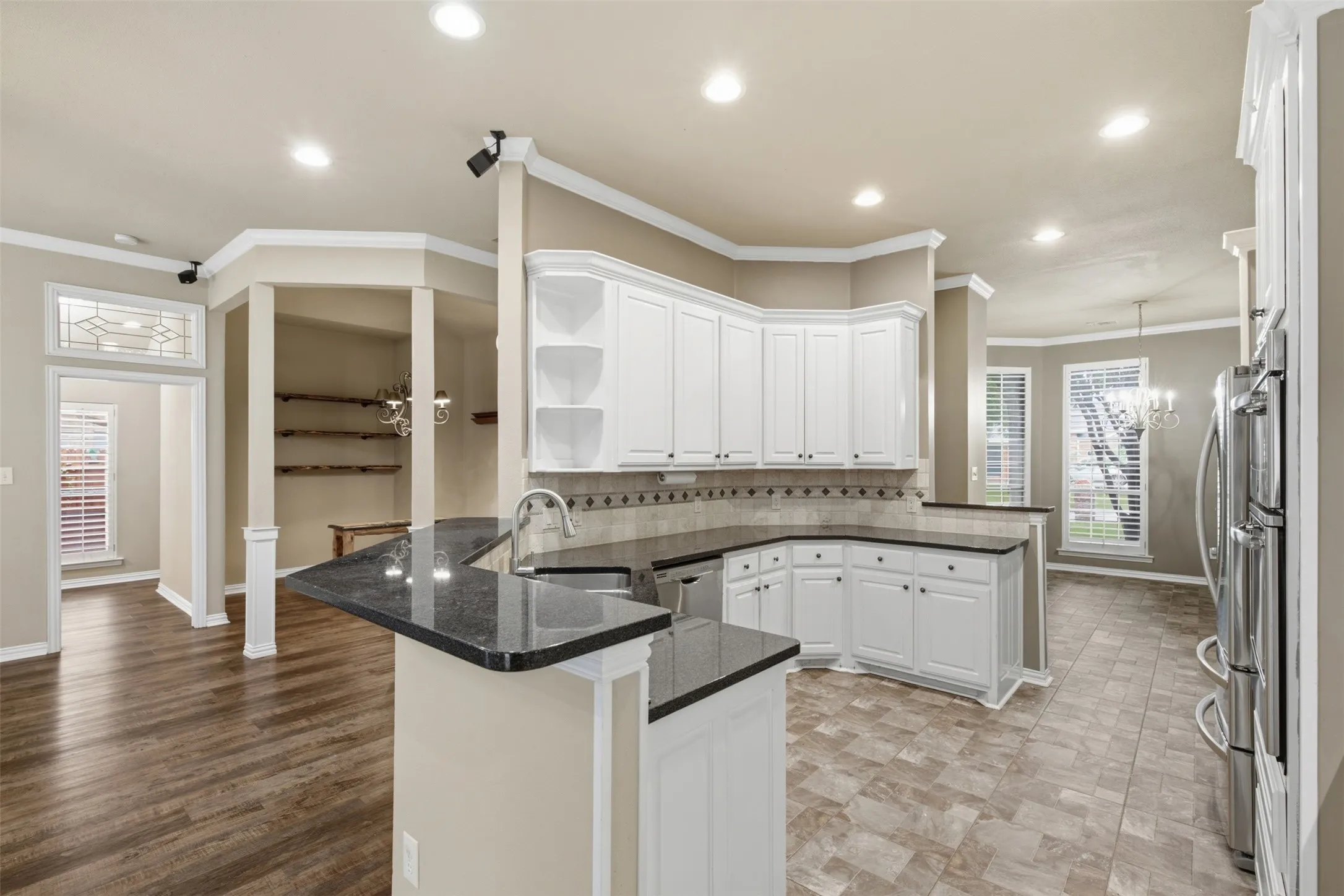 Single Family Residence For Sale in Tarrant County , 1109 Brook Arbor Drive, Mansfield, Texas 76063, 4 Bedroom, 2 Bathroom, 2 Garage spaces, 2,443 Sqft, built in 1998, mls#21304550, Real Estate Agent in Mansfield, Homes For Sale in Tarrant county, Homes For Sale in Mansfield, Realtor in Mansfield Texas, Real Estate Brokerage Independent Realty Texas, Luminita Cordes Realtor