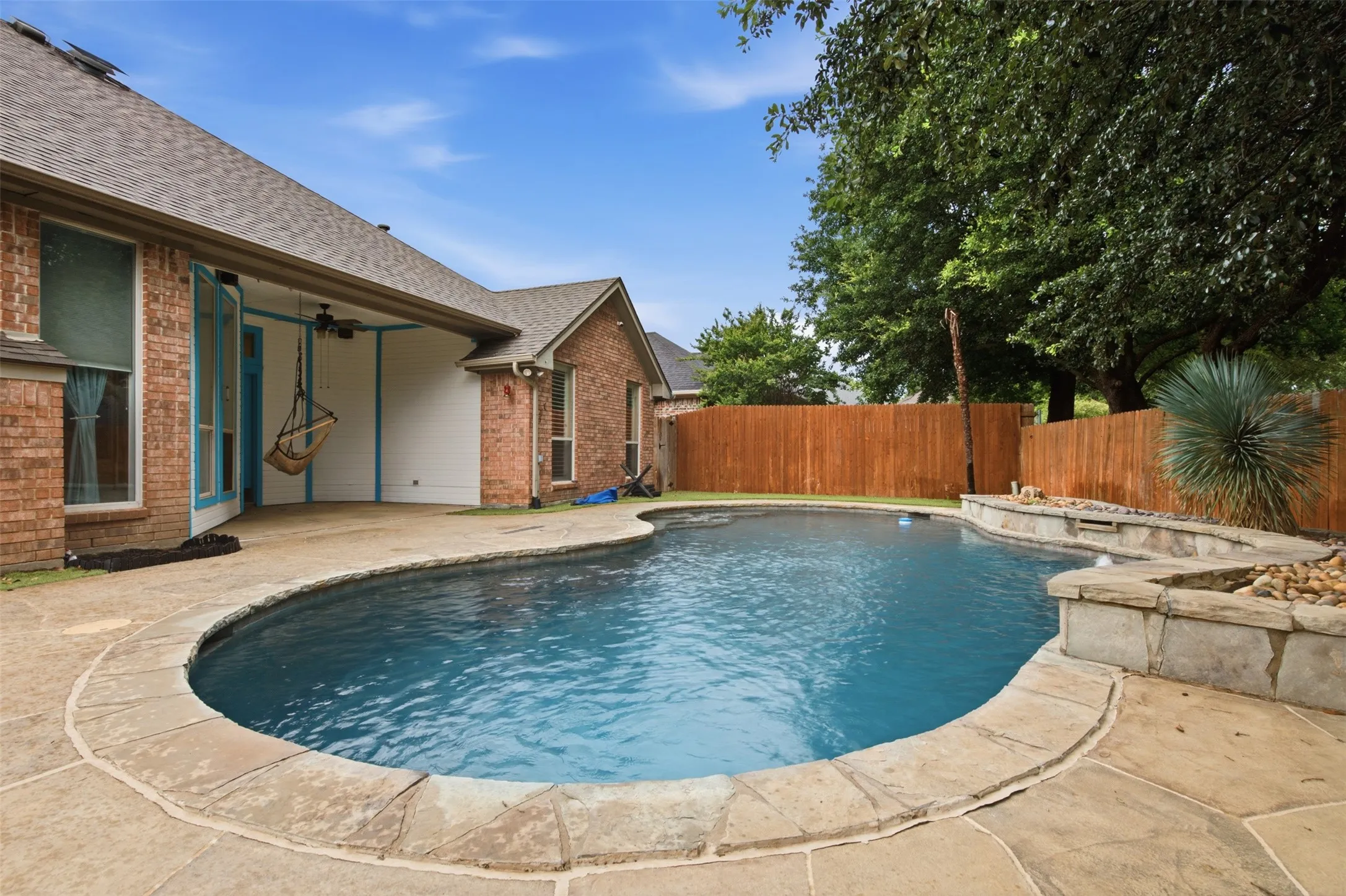 Single Family Residence For Sale in Tarrant County , 1109 Brook Arbor Drive, Mansfield, Texas 76063, 4 Bedroom, 2 Bathroom, 2 Garage spaces, 2,443 Sqft, built in 1998, mls#21304550, Real Estate Agent in Mansfield, Homes For Sale in Tarrant county, Homes For Sale in Mansfield, Realtor in Mansfield Texas, Real Estate Brokerage Independent Realty Texas, Luminita Cordes Realtor