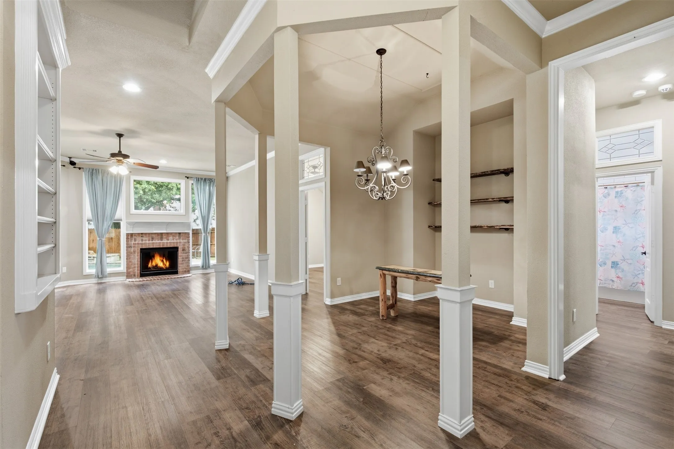 Single Family Residence For Sale in Tarrant County , 1109 Brook Arbor Drive, Mansfield, Texas 76063, 4 Bedroom, 2 Bathroom, 2 Garage spaces, 2,443 Sqft, built in 1998, mls#21304550, Real Estate Agent in Mansfield, Homes For Sale in Tarrant county, Homes For Sale in Mansfield, Realtor in Mansfield Texas, Real Estate Brokerage Independent Realty Texas, Luminita Cordes Realtor