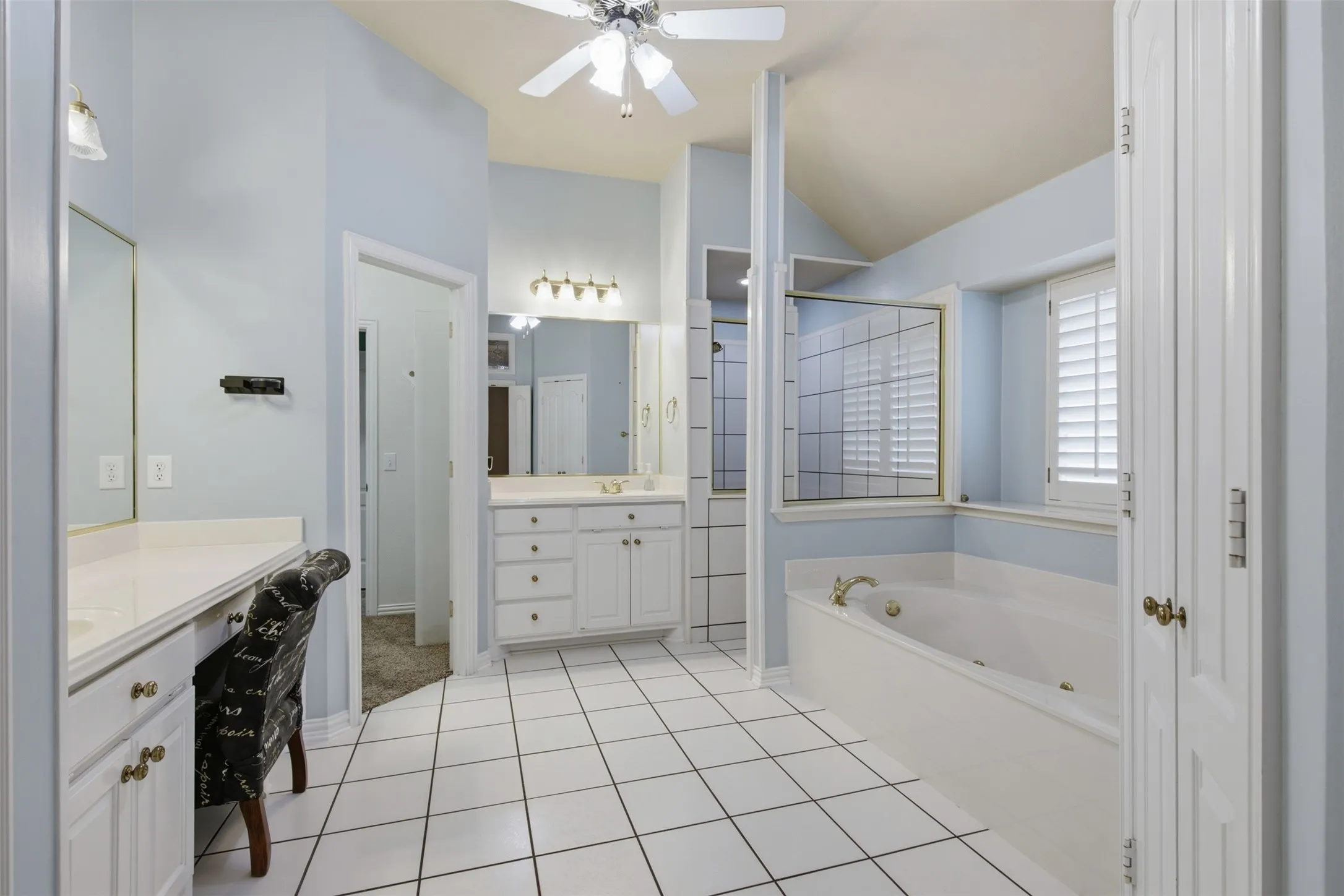 Single Family Residence For Sale in Tarrant County , 1109 Brook Arbor Drive, Mansfield, Texas 76063, 4 Bedroom, 2 Bathroom, 2 Garage spaces, 2,443 Sqft, built in 1998, mls#21304550, Real Estate Agent in Mansfield, Homes For Sale in Tarrant county, Homes For Sale in Mansfield, Realtor in Mansfield Texas, Real Estate Brokerage Independent Realty Texas, Luminita Cordes Realtor