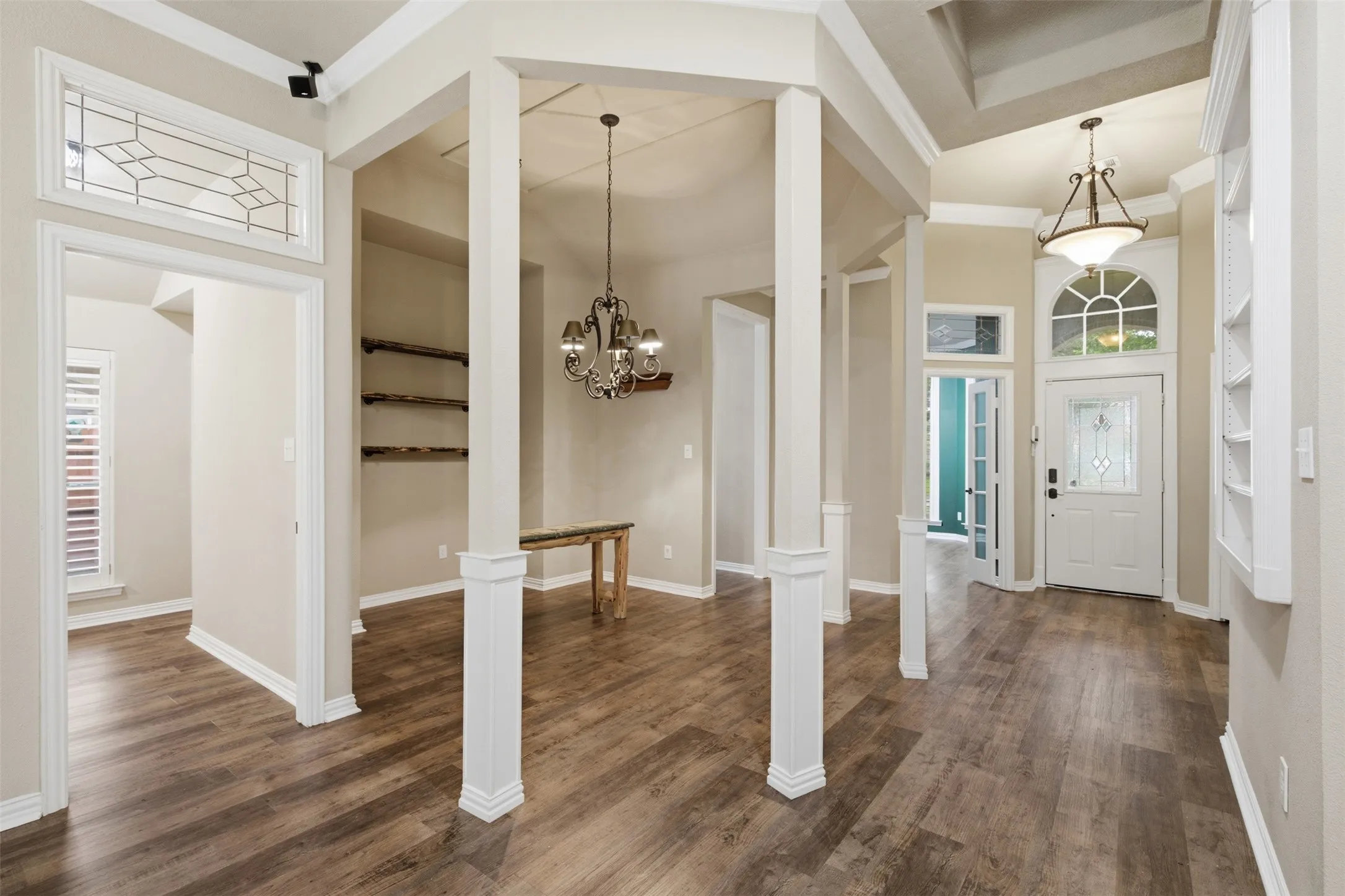 Single Family Residence For Sale in Tarrant County , 1109 Brook Arbor Drive, Mansfield, Texas 76063, 4 Bedroom, 2 Bathroom, 2 Garage spaces, 2,443 Sqft, built in 1998, mls#21304550, Real Estate Agent in Mansfield, Homes For Sale in Tarrant county, Homes For Sale in Mansfield, Realtor in Mansfield Texas, Real Estate Brokerage Independent Realty Texas, Luminita Cordes Realtor