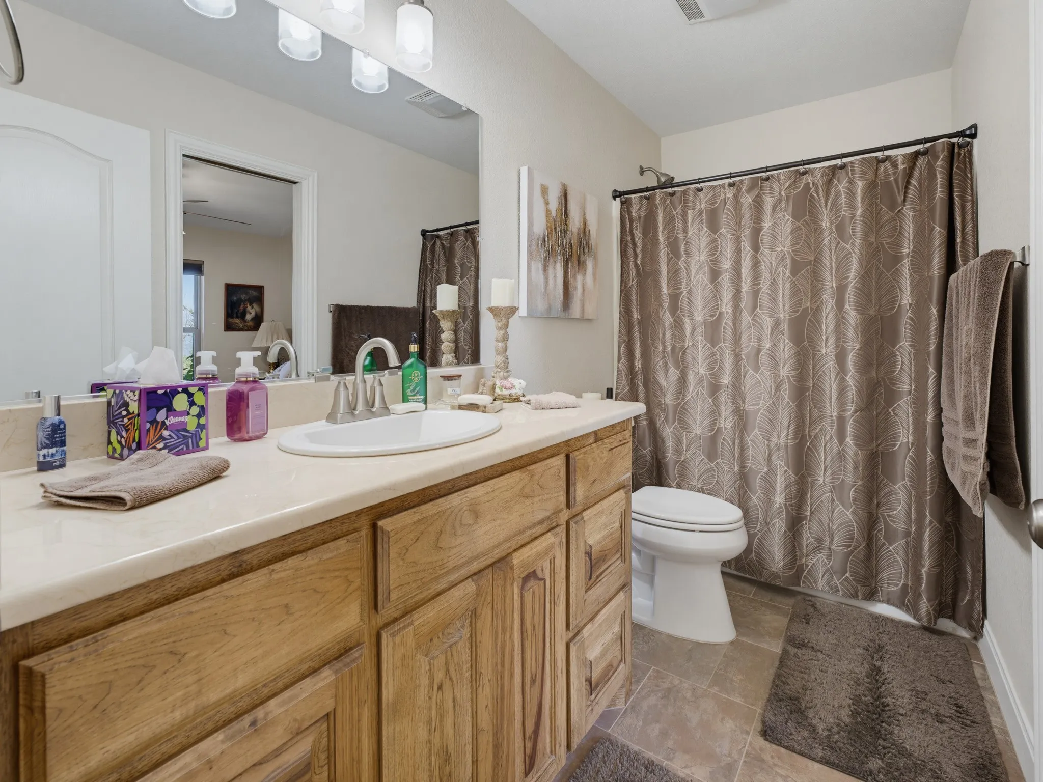 Single Family Residence For Sale in Wise County , 711 Crows Point, Lake Bridgeport, Texas 76426, 3 Bedroom, 2 Bathroom, 2 Garage spaces, 2,200 Sqft, built in 2018, mls#21309238, Real Estate Agent in Lake Bridgeport, Homes For Sale in Wise county, Homes For Sale in Lake Bridgeport, Realtor in Lake Bridgeport Texas, Real Estate Brokerage Independent Realty Texas, Luminita Cordes Realtor