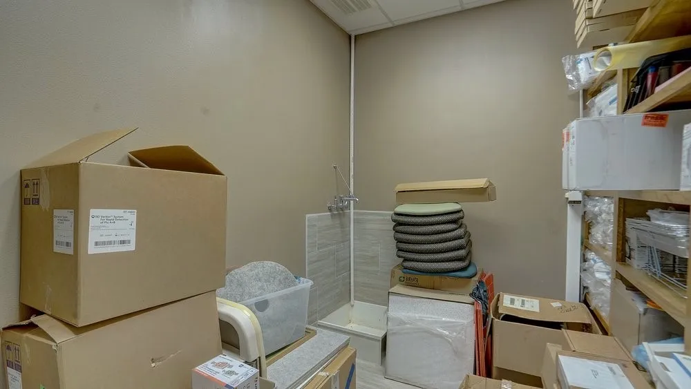 Office For Rent in Dallas County , 3230 Interstate 30 102, Mesquite, Texas 75150, 0, 0, Garage spaces, 0 Sqft, built in 2006, mls#21310408, Real Estate Agent in Mesquite, Homes For Rent in Dallas county, Homes For Rent in Mesquite, Realtor in Mesquite Texas, Real Estate Brokerage Independent Realty Texas, Luminita Cordes Realtor