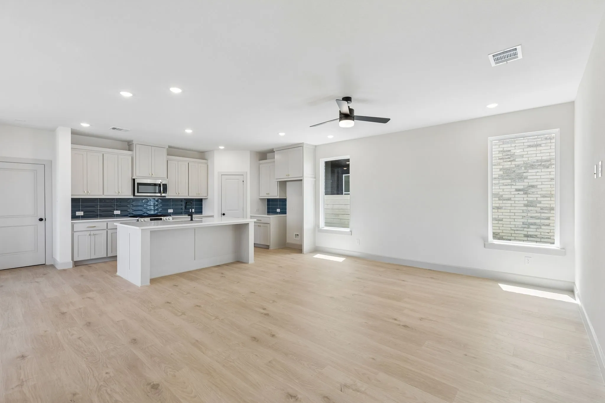 Light and bright, our Remy floor plan offers your family the perfect place to call home.