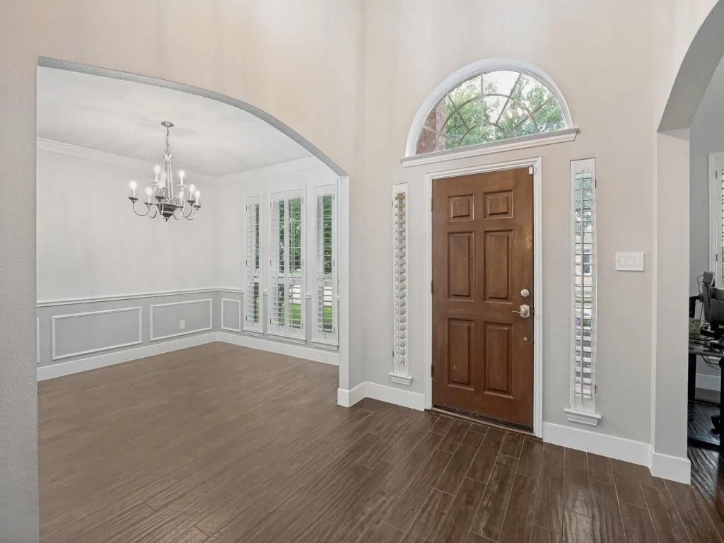 Single Family Residence For Sale in Dallas County , 2005 Saint Pierre Drive, Carrollton, Texas 75006, 4 Bedroom, 4 Bathroom, 2 Garage spaces, 3,264 Sqft, built in 1999, mls#21309181, Real Estate Agent in Carrollton, Homes For Sale in Dallas county, Homes For Sale in Carrollton, Realtor in Carrollton Texas, Real Estate Brokerage Independent Realty Texas, Luminita Cordes Realtor