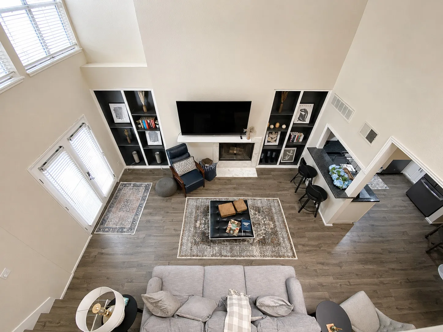 Condominium For Sale in Dallas County , 3906 Buena Vista Street 18, Dallas, Texas 75204, 2 Bedroom, 3 Bathroom, 2 Garage spaces, 1,767 Sqft, built in 1983, mls#21309159, Real Estate Agent in Dallas, Homes For Sale in Dallas county, Homes For Sale in Dallas, Realtor in Dallas Texas, Real Estate Brokerage Independent Realty Texas, Luminita Cordes Realtor