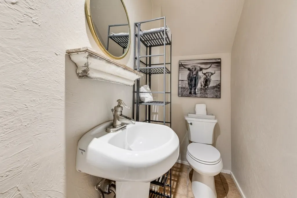 1/2 bath in living area