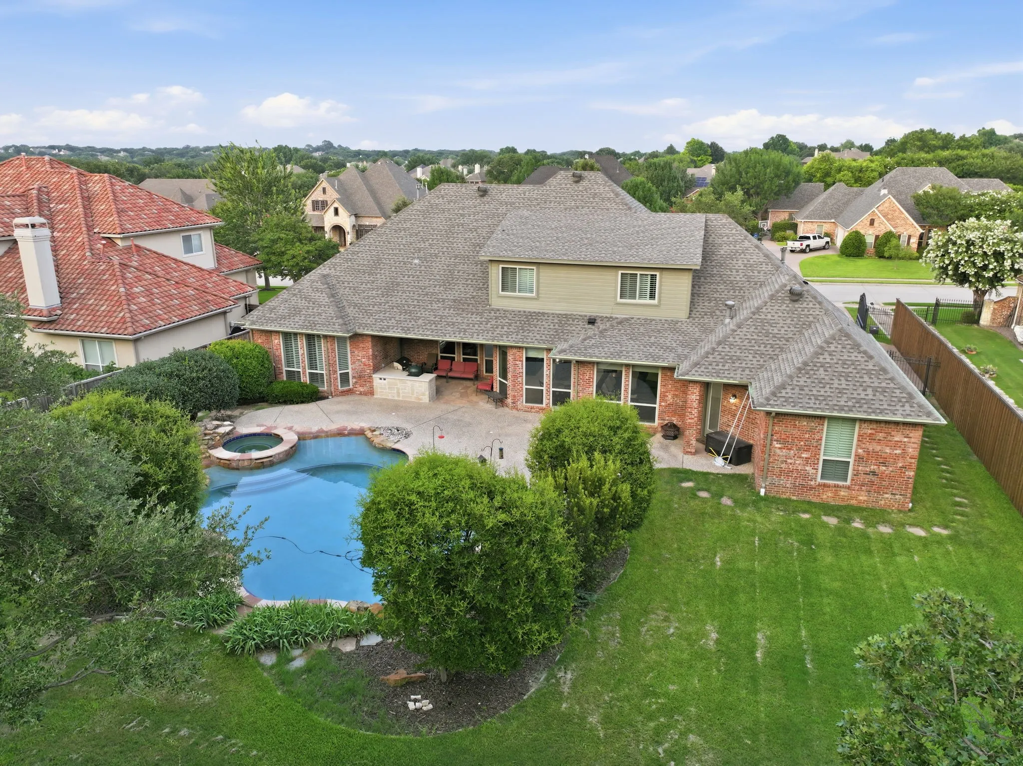 Single Family Residence For Sale in Tarrant County , 1016 Meandering Woods Drive, Keller, Texas 76248, 5 Bedroom, 4 Bathroom, 3 Garage spaces, 4,023 Sqft, built in 2001, mls#21284041, Real Estate Agent in Keller, Homes For Sale in Tarrant county, Homes For Sale in Keller, Realtor in Keller Texas, Real Estate Brokerage Independent Realty Texas, Luminita Cordes Realtor