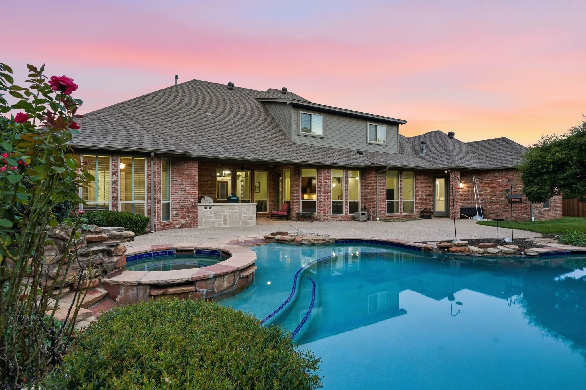 Single Family Residence For Sale in Tarrant County , 1016 Meandering Woods Drive, Keller, Texas 76248, 5 Bedroom, 4 Bathroom, 3 Garage spaces, 4,023 Sqft, built in 2001, mls#21284041, Real Estate Agent in Keller, Homes For Sale in Tarrant county, Homes For Sale in Keller, Realtor in Keller Texas, Real Estate Brokerage Independent Realty Texas, Luminita Cordes Realtor