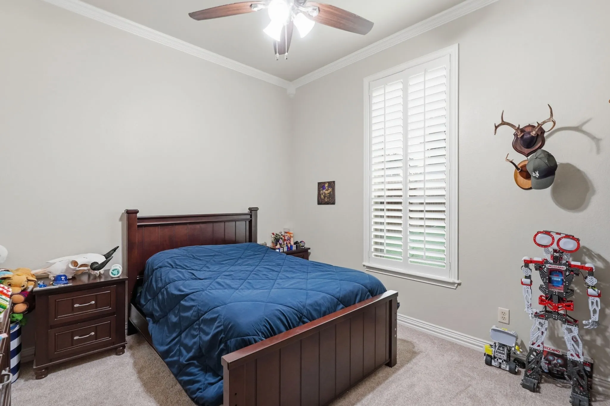 Single Family Residence For Sale in Tarrant County , 1016 Meandering Woods Drive, Keller, Texas 76248, 5 Bedroom, 4 Bathroom, 3 Garage spaces, 4,023 Sqft, built in 2001, mls#21284041, Real Estate Agent in Keller, Homes For Sale in Tarrant county, Homes For Sale in Keller, Realtor in Keller Texas, Real Estate Brokerage Independent Realty Texas, Luminita Cordes Realtor