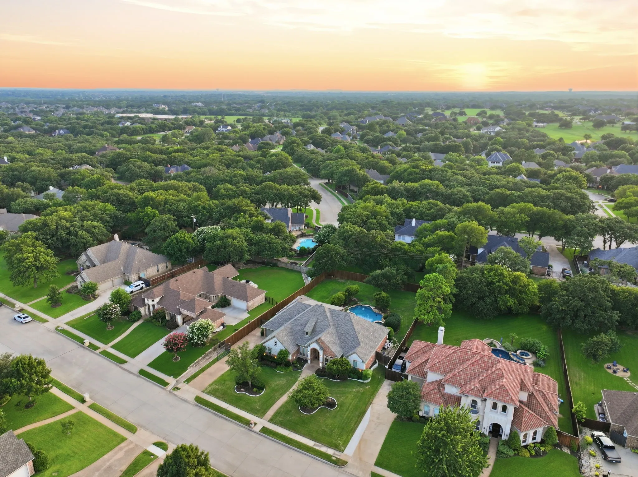 Single Family Residence For Sale in Tarrant County , 1016 Meandering Woods Drive, Keller, Texas 76248, 5 Bedroom, 4 Bathroom, 3 Garage spaces, 4,023 Sqft, built in 2001, mls#21284041, Real Estate Agent in Keller, Homes For Sale in Tarrant county, Homes For Sale in Keller, Realtor in Keller Texas, Real Estate Brokerage Independent Realty Texas, Luminita Cordes Realtor