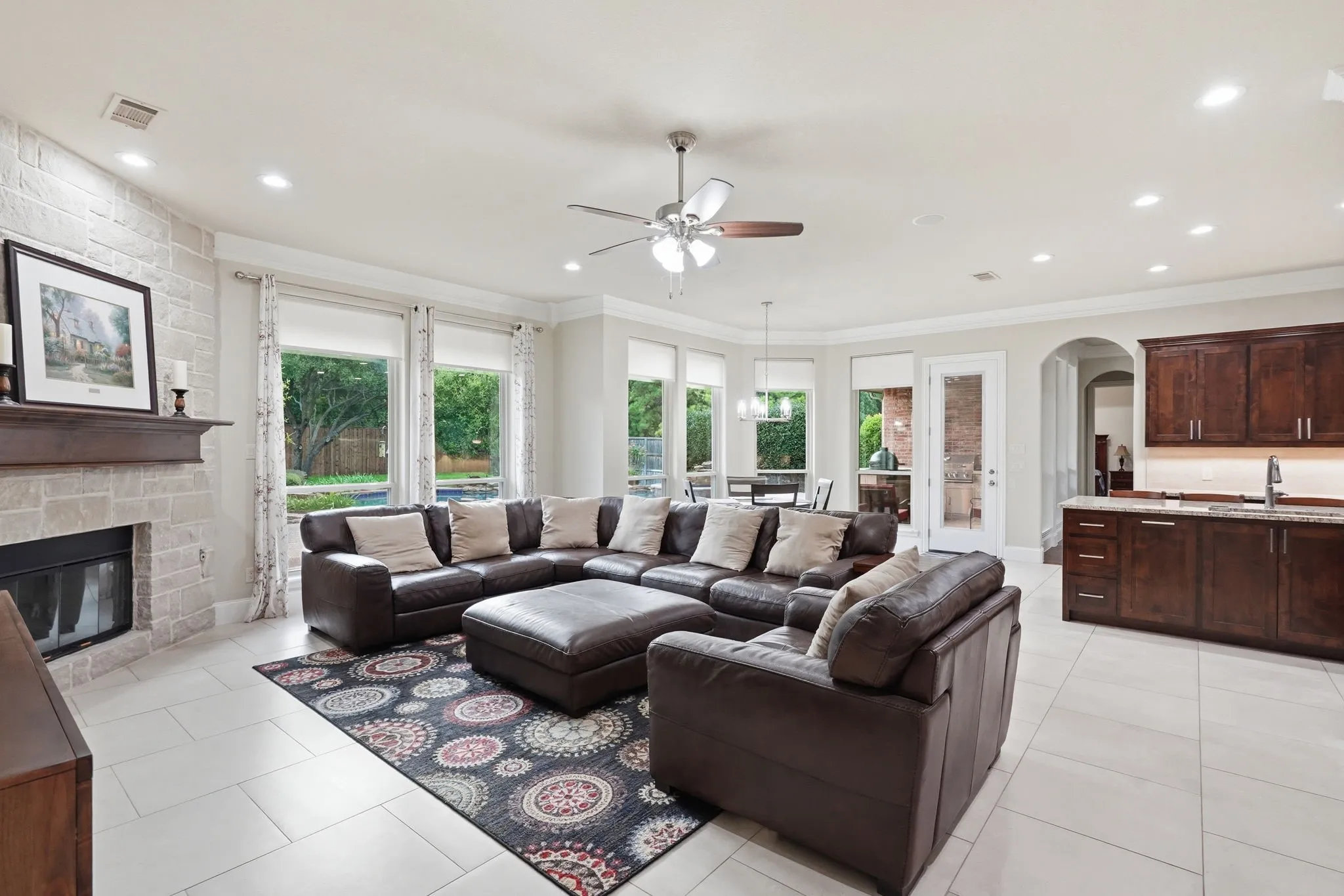 Single Family Residence For Sale in Tarrant County , 1016 Meandering Woods Drive, Keller, Texas 76248, 5 Bedroom, 4 Bathroom, 3 Garage spaces, 4,023 Sqft, built in 2001, mls#21284041, Real Estate Agent in Keller, Homes For Sale in Tarrant county, Homes For Sale in Keller, Realtor in Keller Texas, Real Estate Brokerage Independent Realty Texas, Luminita Cordes Realtor