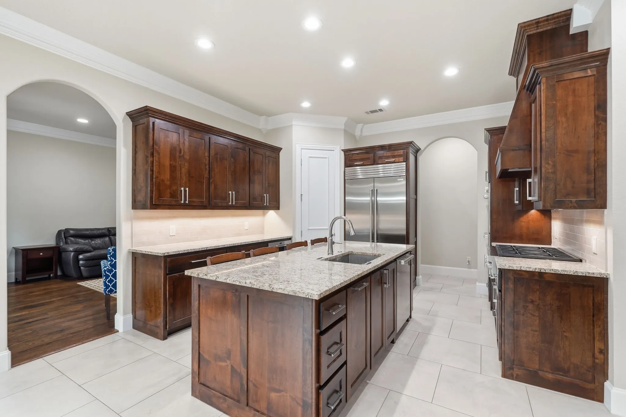 Single Family Residence For Sale in Tarrant County , 1016 Meandering Woods Drive, Keller, Texas 76248, 5 Bedroom, 4 Bathroom, 3 Garage spaces, 4,023 Sqft, built in 2001, mls#21284041, Real Estate Agent in Keller, Homes For Sale in Tarrant county, Homes For Sale in Keller, Realtor in Keller Texas, Real Estate Brokerage Independent Realty Texas, Luminita Cordes Realtor