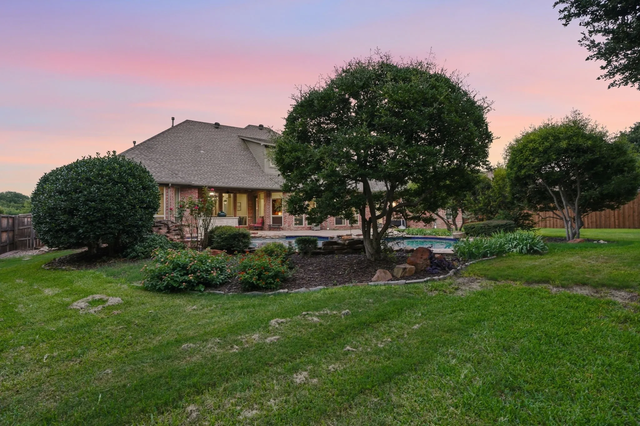 Single Family Residence For Sale in Tarrant County , 1016 Meandering Woods Drive, Keller, Texas 76248, 5 Bedroom, 4 Bathroom, 3 Garage spaces, 4,023 Sqft, built in 2001, mls#21284041, Real Estate Agent in Keller, Homes For Sale in Tarrant county, Homes For Sale in Keller, Realtor in Keller Texas, Real Estate Brokerage Independent Realty Texas, Luminita Cordes Realtor