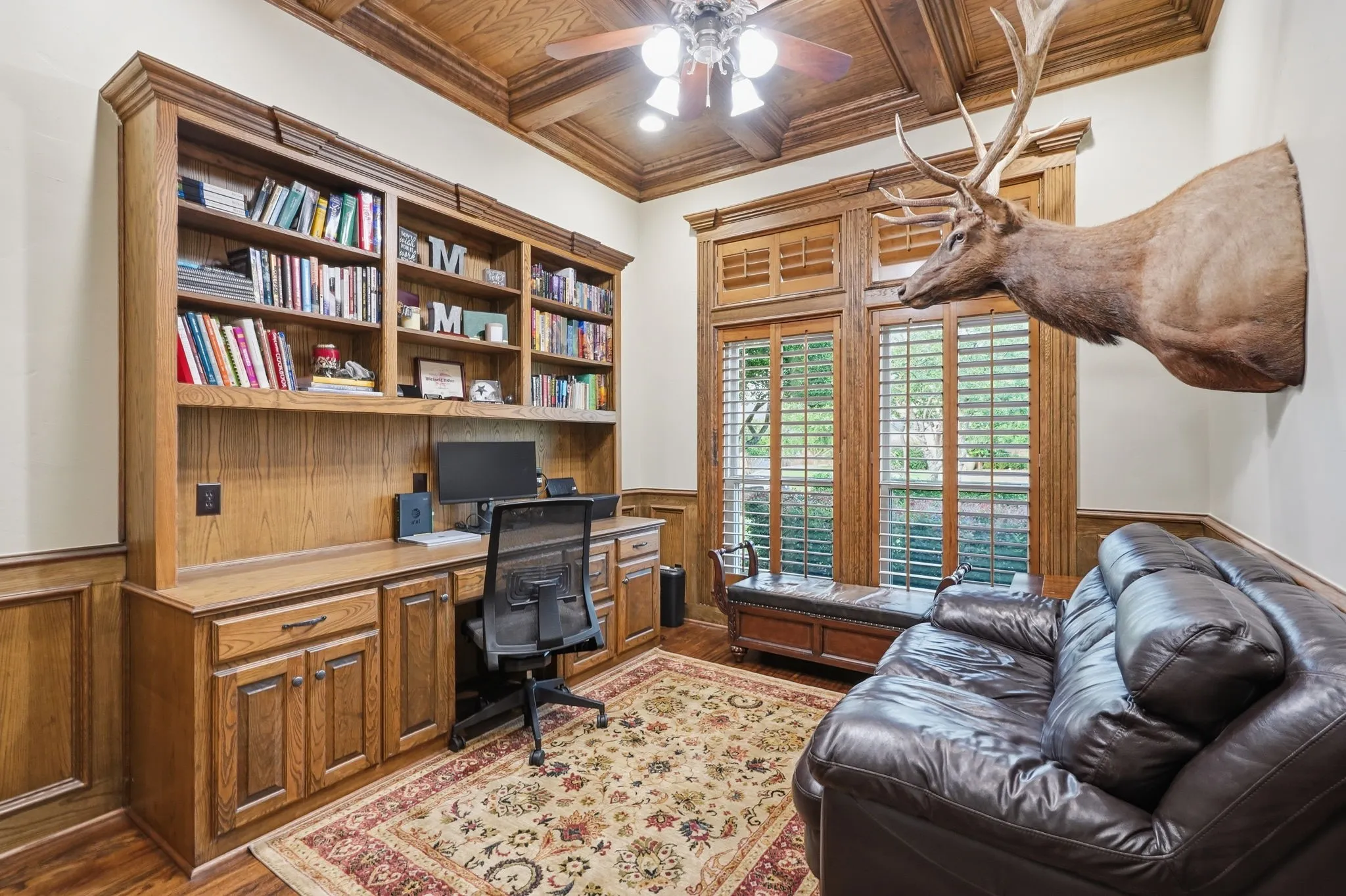 Single Family Residence For Sale in Tarrant County , 1016 Meandering Woods Drive, Keller, Texas 76248, 5 Bedroom, 4 Bathroom, 3 Garage spaces, 4,023 Sqft, built in 2001, mls#21284041, Real Estate Agent in Keller, Homes For Sale in Tarrant county, Homes For Sale in Keller, Realtor in Keller Texas, Real Estate Brokerage Independent Realty Texas, Luminita Cordes Realtor