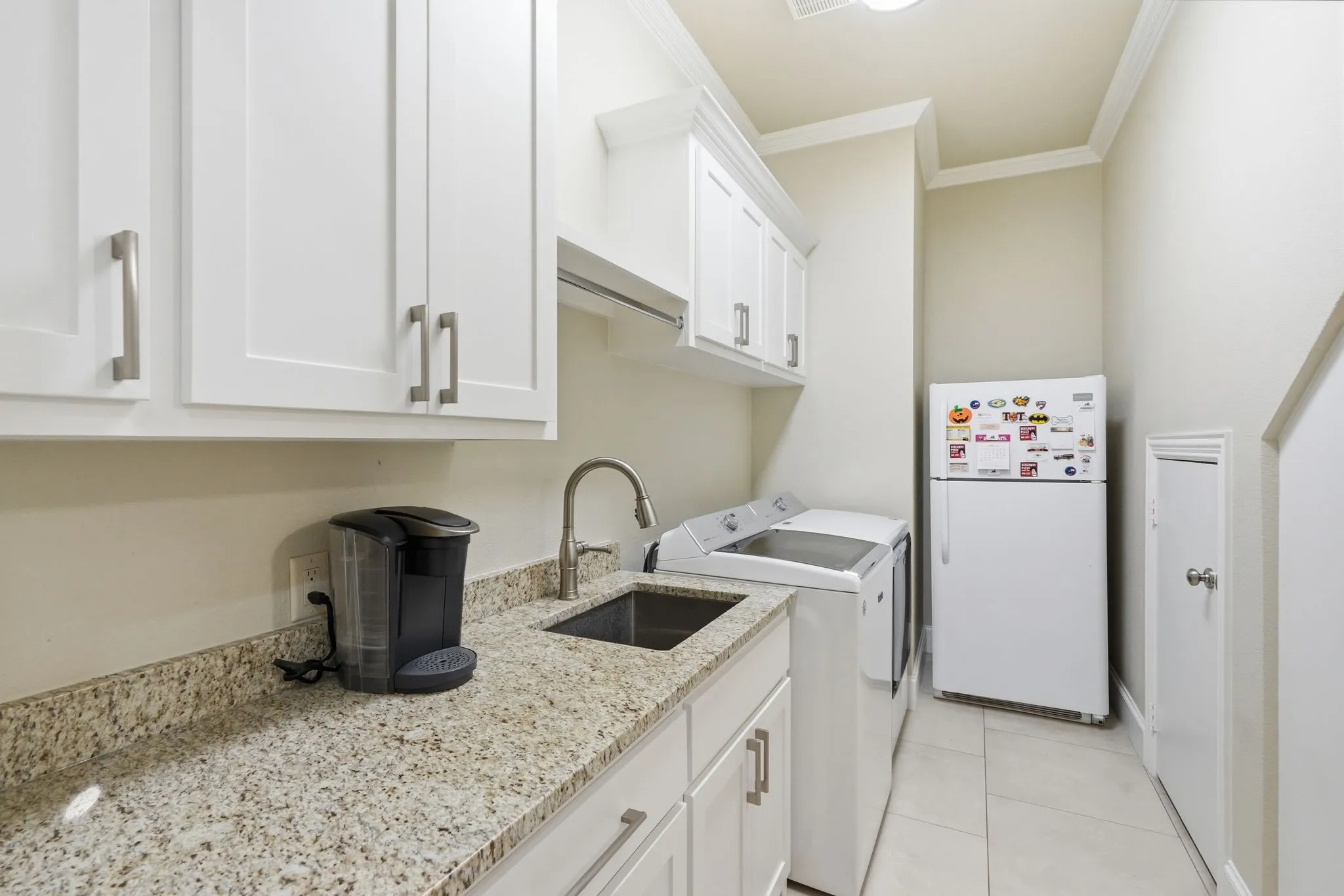 Single Family Residence For Sale in Tarrant County , 1016 Meandering Woods Drive, Keller, Texas 76248, 5 Bedroom, 4 Bathroom, 3 Garage spaces, 4,023 Sqft, built in 2001, mls#21284041, Real Estate Agent in Keller, Homes For Sale in Tarrant county, Homes For Sale in Keller, Realtor in Keller Texas, Real Estate Brokerage Independent Realty Texas, Luminita Cordes Realtor