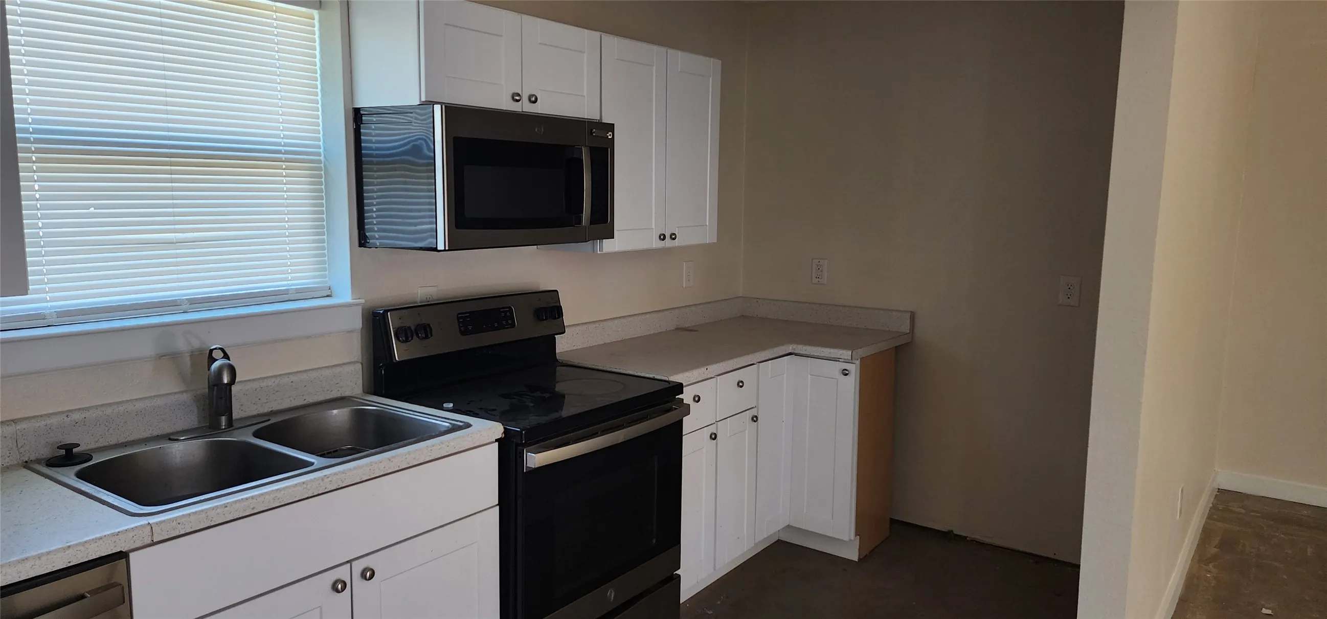 For Sale in Eastland County , 201 Bedford Street, Eastland, Texas 76448, 2 Bedroom, 2 Bathroom, Garage spaces, 0 Sqft, built in 2020, mls#21310461, Real Estate Agent in Eastland, Homes For Sale in Eastland county, Homes For Sale in Eastland, Realtor in Eastland Texas, Real Estate Brokerage Independent Realty Texas, Luminita Cordes Realtor