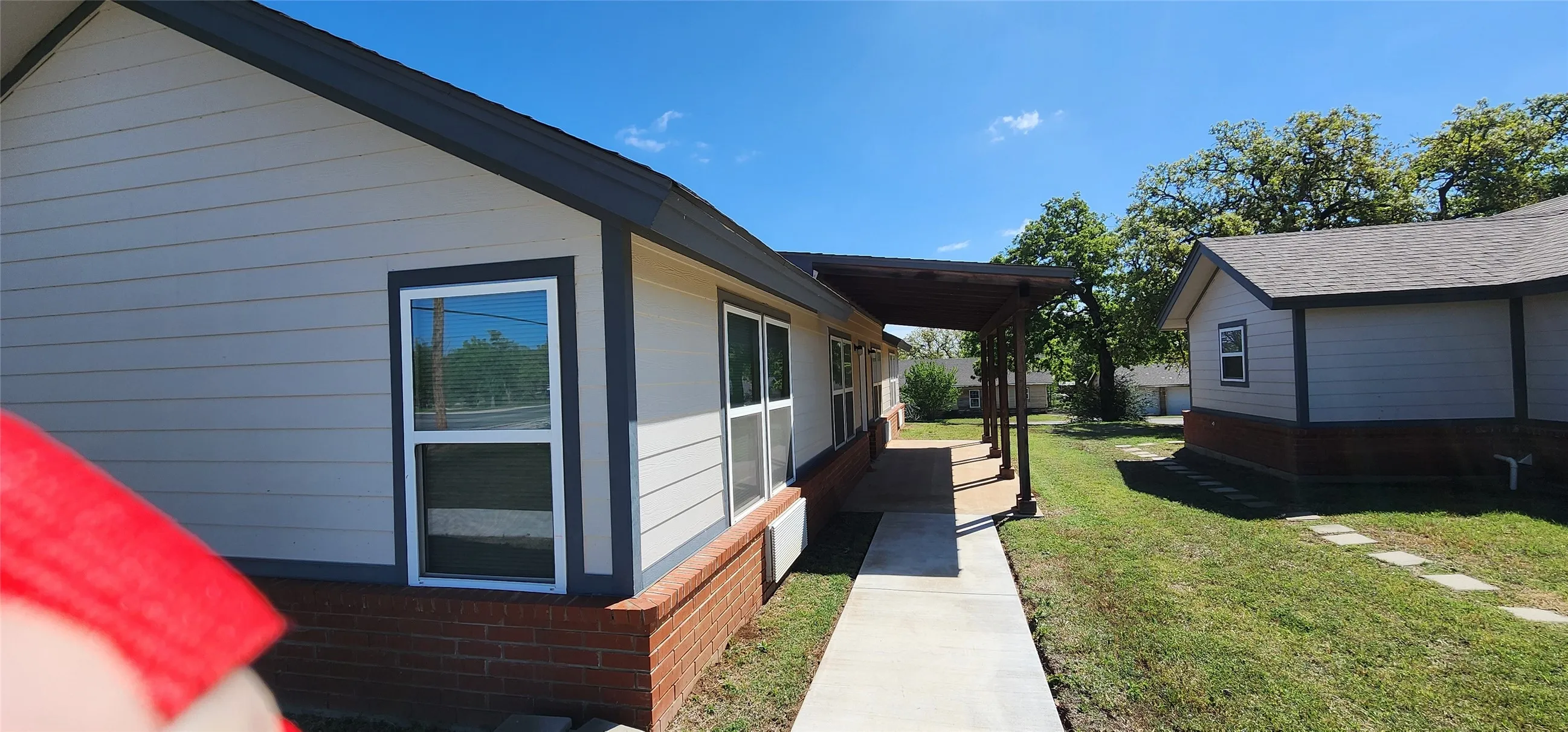 For Sale in Eastland County , 201 Bedford Street, Eastland, Texas 76448, 2 Bedroom, 2 Bathroom, Garage spaces, 0 Sqft, built in 2020, mls#21310461, Real Estate Agent in Eastland, Homes For Sale in Eastland county, Homes For Sale in Eastland, Realtor in Eastland Texas, Real Estate Brokerage Independent Realty Texas, Luminita Cordes Realtor