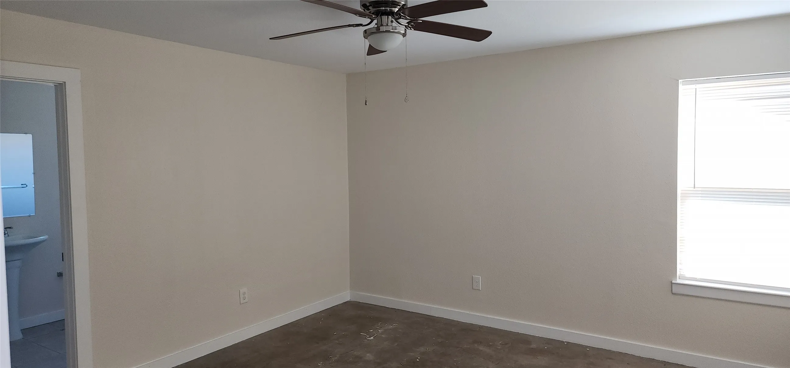 For Sale in Eastland County , 201 Bedford Street, Eastland, Texas 76448, 2 Bedroom, 2 Bathroom, Garage spaces, 0 Sqft, built in 2020, mls#21310461, Real Estate Agent in Eastland, Homes For Sale in Eastland county, Homes For Sale in Eastland, Realtor in Eastland Texas, Real Estate Brokerage Independent Realty Texas, Luminita Cordes Realtor