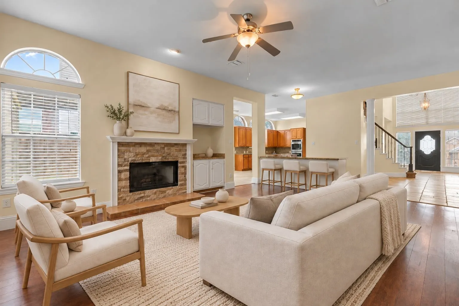 Single Family Residence For Sale in Denton County , 3607 Flagstone Drive, Carrollton, Texas 75007, 4 Bedroom, 4 Bathroom, 2 Garage spaces, 3,764 Sqft, built in 1993, mls#21310472, Real Estate Agent in Carrollton, Homes For Sale in Denton county, Homes For Sale in Carrollton, Realtor in Carrollton Texas, Real Estate Brokerage Independent Realty Texas, Luminita Cordes Realtor