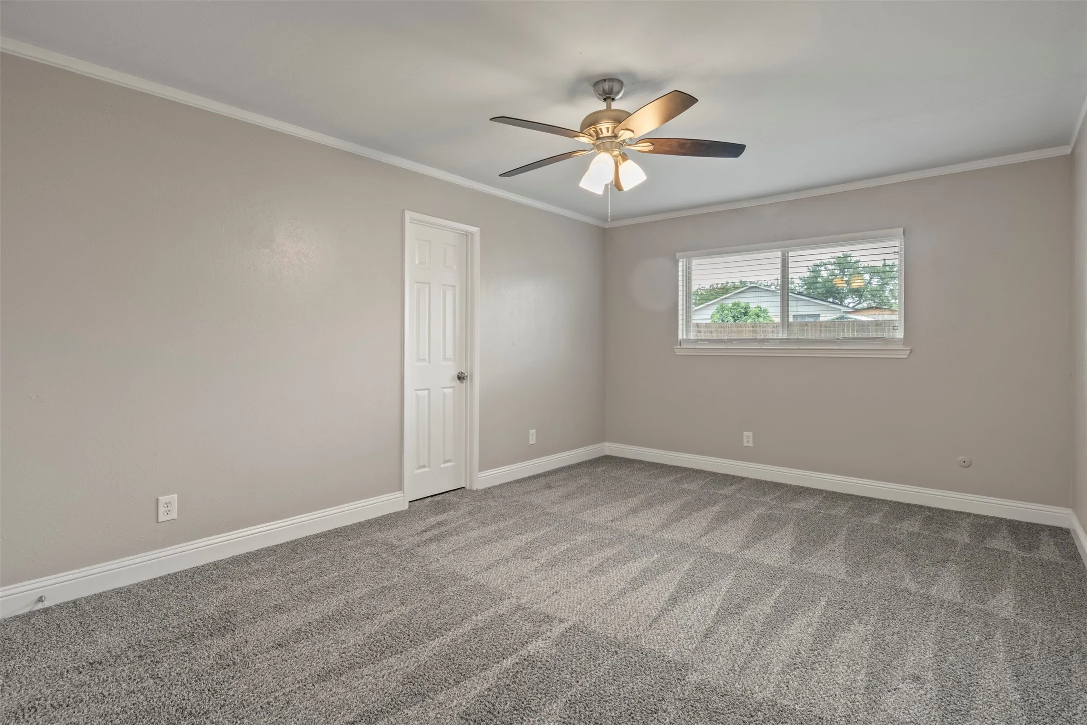 Single Family Residence For Rent in Denton County , 2223 Lockwood Drive, Carrollton, Texas 75007, 3 Bedroom, 2 Bathroom, 1 Garage spaces, 1,260 Sqft, built in 1972, mls#21308730, Real Estate Agent in Carrollton, Homes For Rent in Denton county, Homes For Rent in Carrollton, Realtor in Carrollton Texas, Real Estate Brokerage Independent Realty Texas, Luminita Cordes Realtor