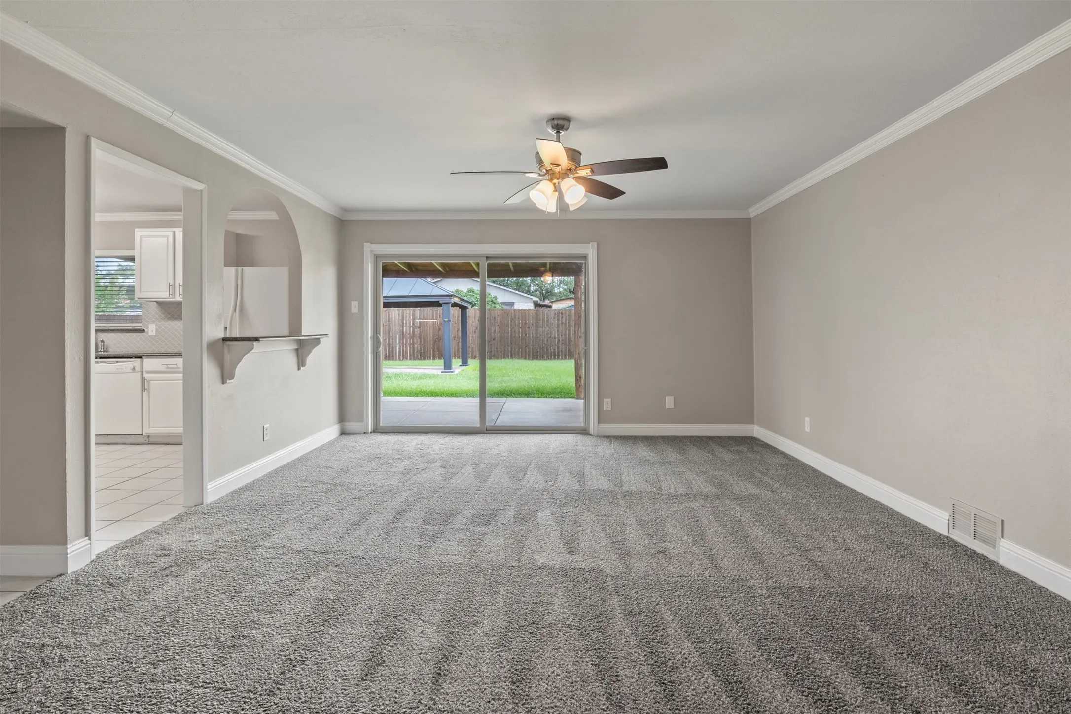 Single Family Residence For Rent in Denton County , 2223 Lockwood Drive, Carrollton, Texas 75007, 3 Bedroom, 2 Bathroom, 1 Garage spaces, 1,260 Sqft, built in 1972, mls#21308730, Real Estate Agent in Carrollton, Homes For Rent in Denton county, Homes For Rent in Carrollton, Realtor in Carrollton Texas, Real Estate Brokerage Independent Realty Texas, Luminita Cordes Realtor