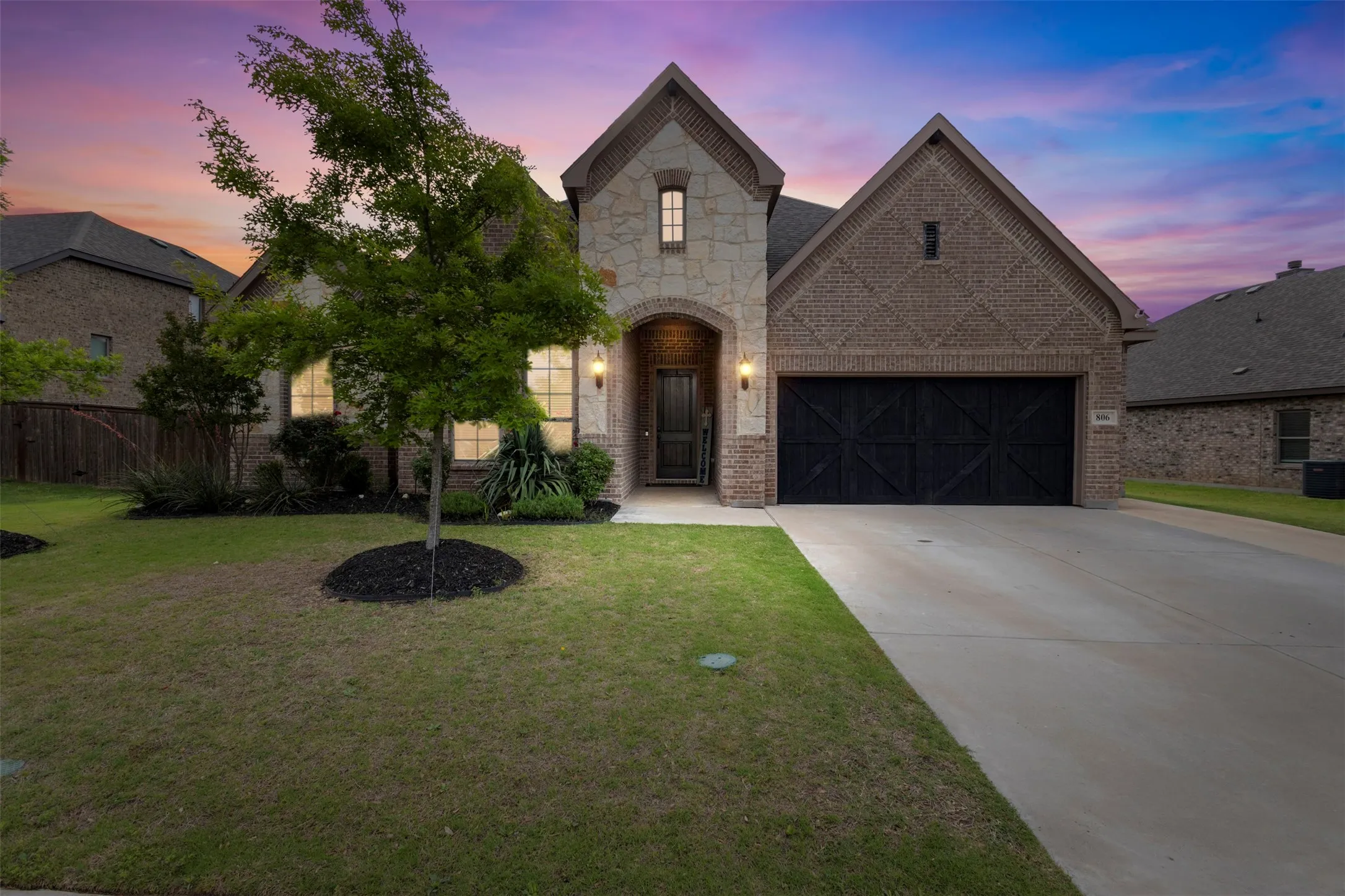 Single Family Residence For Rent in Ellis County , 806 Summer Grove Drive, Midlothian, Texas 76065, 3 Bedroom, 3 Bathroom, 2 Garage spaces, 2,839 Sqft, built in 2021, Price $3,100, mls#21300317, Real Estate Agent in Midlothian, Homes For Rent in Ellis county, Homes For Rent in Midlothian, Realtor in Midlothian Texas, Real Estate Brokerage Independent Realty Texas, Luminita Cordes Realtor