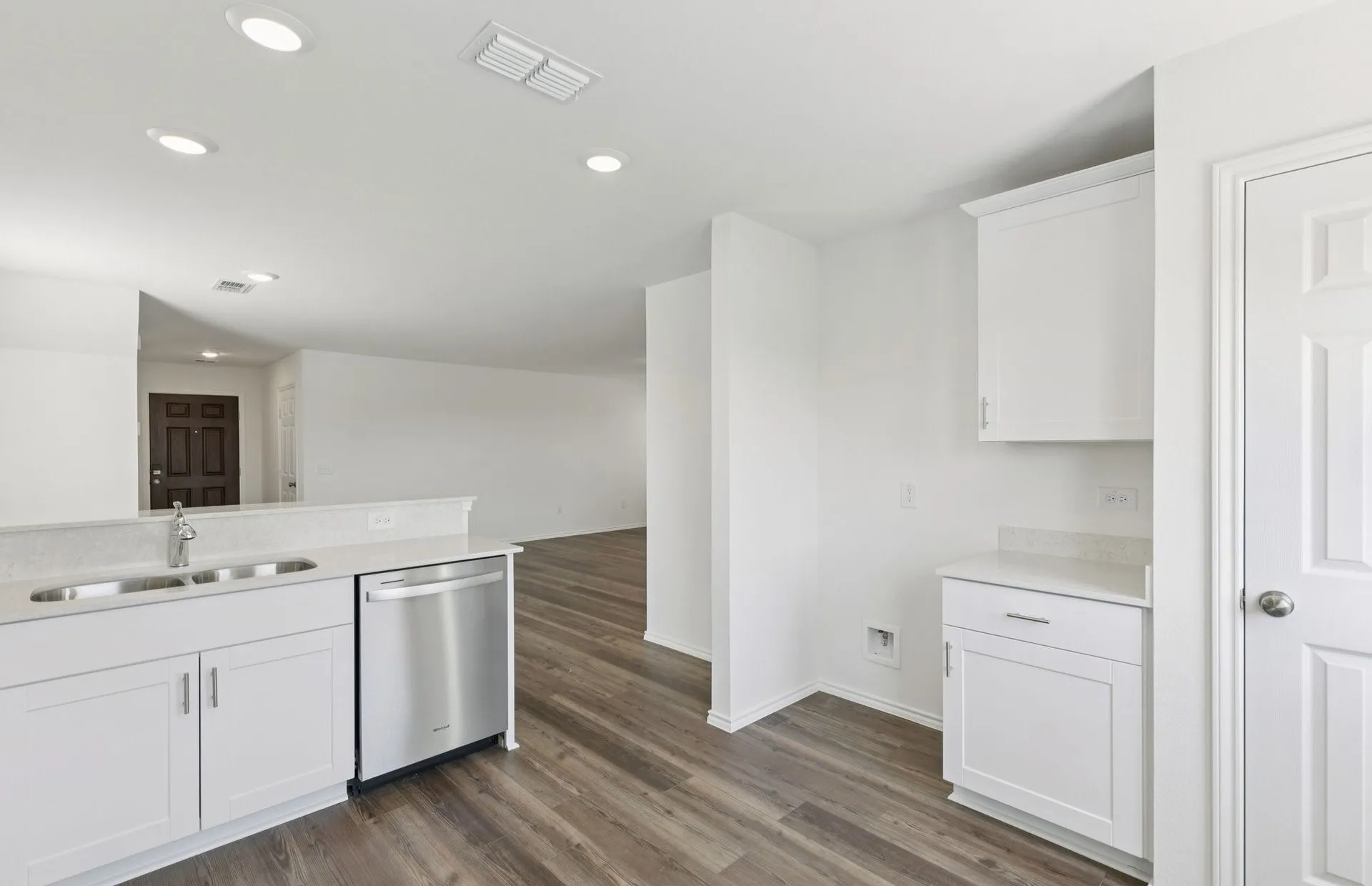 *Floorplan representation, not actual home - Spacious kitchen with eat-in bartop
