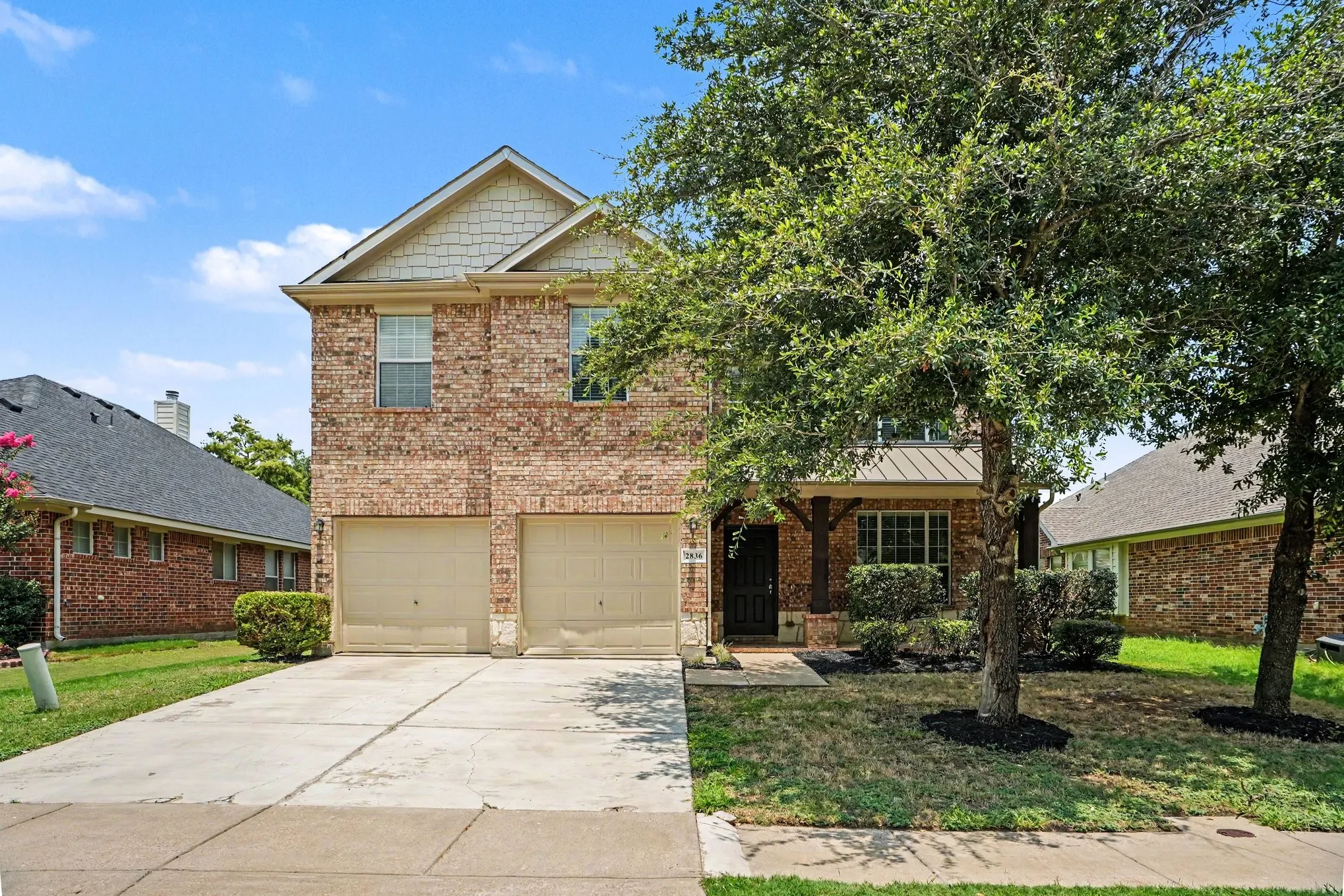 Single Family Residence For Sale in Tarrant County , 2836 Tranquilo, Grand Prairie, Texas 75054, 4 Bedroom, 3 Bathroom, 2 Garage spaces, 2,719 Sqft, built in 2006, mls#21309088, Real Estate Agent in Grand Prairie, Homes For Sale in Tarrant county, Homes For Sale in Grand Prairie, Realtor in Grand Prairie Texas, Real Estate Brokerage Independent Realty Texas, Luminita Cordes Realtor