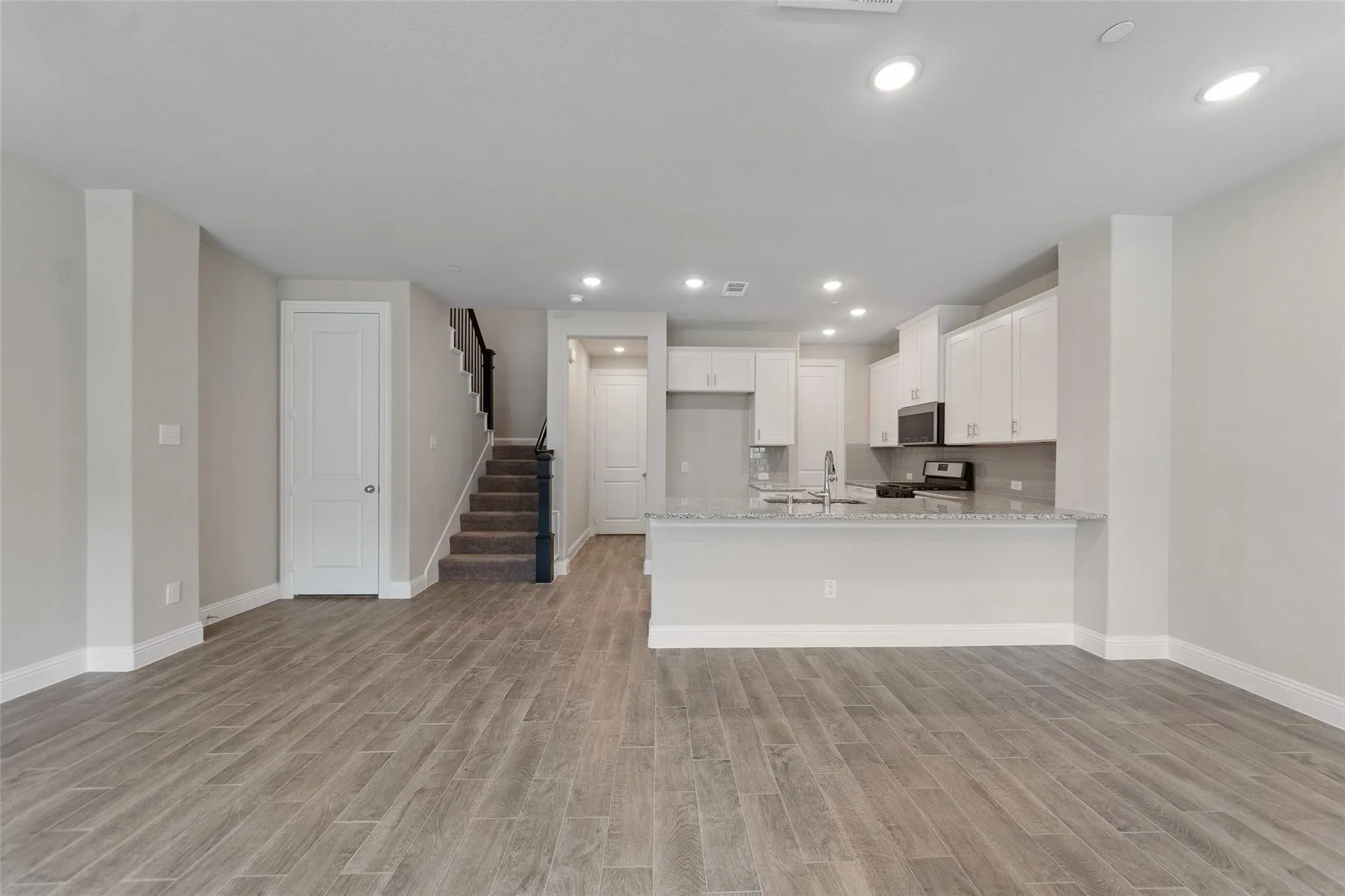 Townhouse For Rent in Collin County , 4724 Ladrillo Lane, Mc Kinney, Texas 75070, 3 Bedroom, 3 Bathroom, 2 Garage spaces, 1,721 Sqft, built in 2020, mls#21310281, Real Estate Agent in Mc Kinney, Homes For Rent in Collin county, Homes For Rent in Mc Kinney, Realtor in Mc Kinney Texas, Real Estate Brokerage Independent Realty Texas, Luminita Cordes Realtor