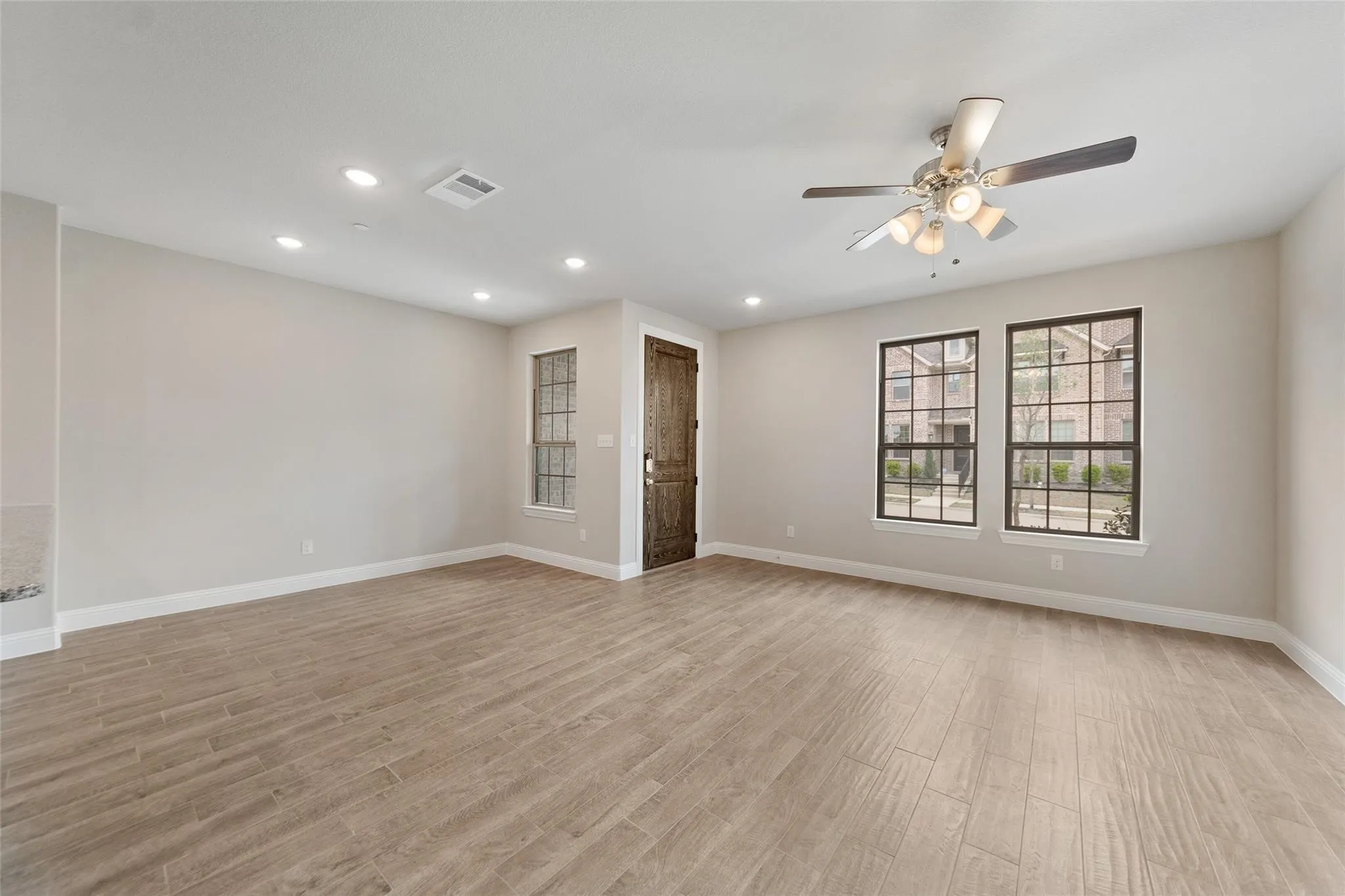 Townhouse For Rent in Collin County , 4724 Ladrillo Lane, Mc Kinney, Texas 75070, 3 Bedroom, 3 Bathroom, 2 Garage spaces, 1,721 Sqft, built in 2020, mls#21310281, Real Estate Agent in Mc Kinney, Homes For Rent in Collin county, Homes For Rent in Mc Kinney, Realtor in Mc Kinney Texas, Real Estate Brokerage Independent Realty Texas, Luminita Cordes Realtor