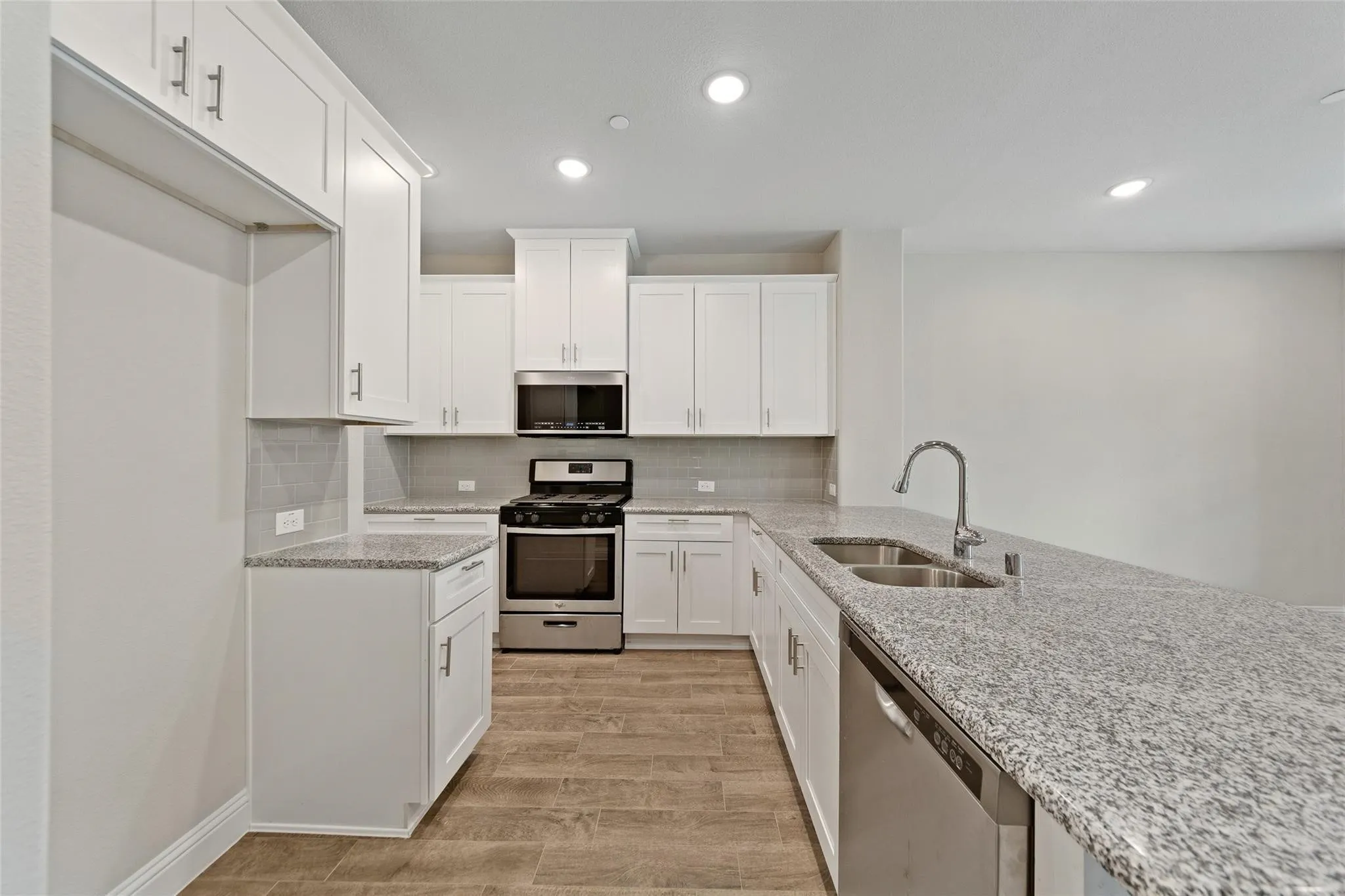 Townhouse For Rent in Collin County , 4724 Ladrillo Lane, Mc Kinney, Texas 75070, 3 Bedroom, 3 Bathroom, 2 Garage spaces, 1,721 Sqft, built in 2020, mls#21310281, Real Estate Agent in Mc Kinney, Homes For Rent in Collin county, Homes For Rent in Mc Kinney, Realtor in Mc Kinney Texas, Real Estate Brokerage Independent Realty Texas, Luminita Cordes Realtor