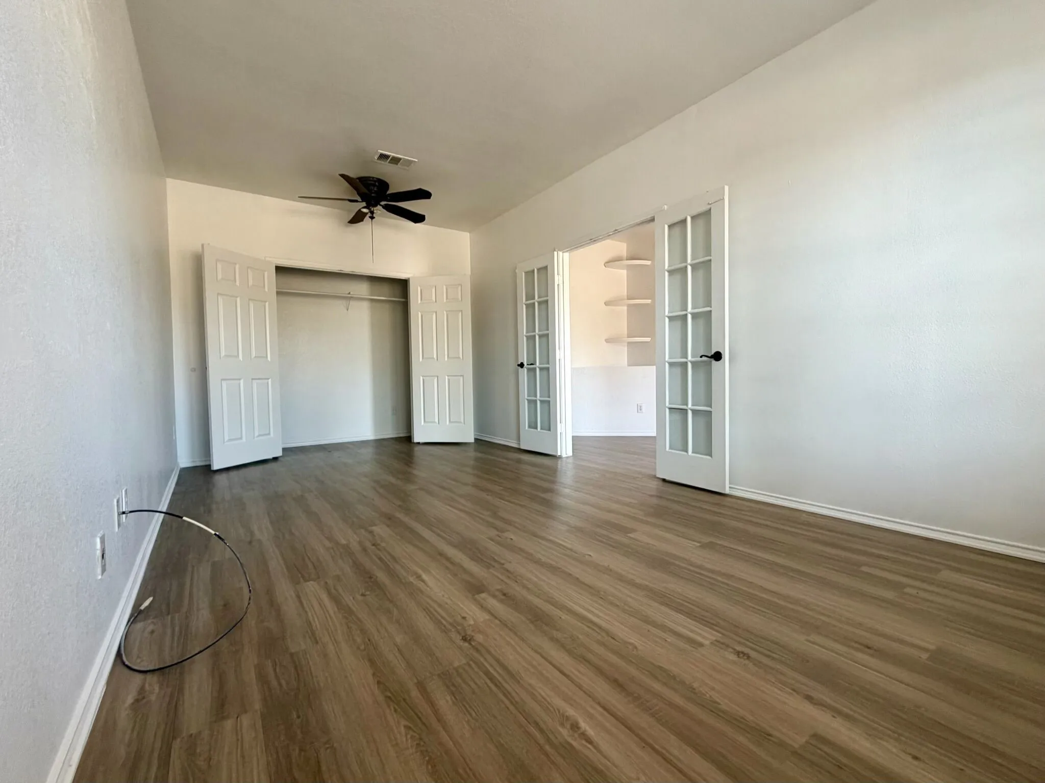 Single Family Residence For Rent in Tarrant County , 5919 Waterford Drive, Grand Prairie, Texas 75052, 4 Bedroom, 2 Bathroom, 2 Garage spaces, 2,117 Sqft, built in 2003, mls#21310528, Real Estate Agent in Grand Prairie, Homes For Rent in Tarrant county, Homes For Rent in Grand Prairie, Realtor in Grand Prairie Texas, Real Estate Brokerage Independent Realty Texas, Luminita Cordes Realtor