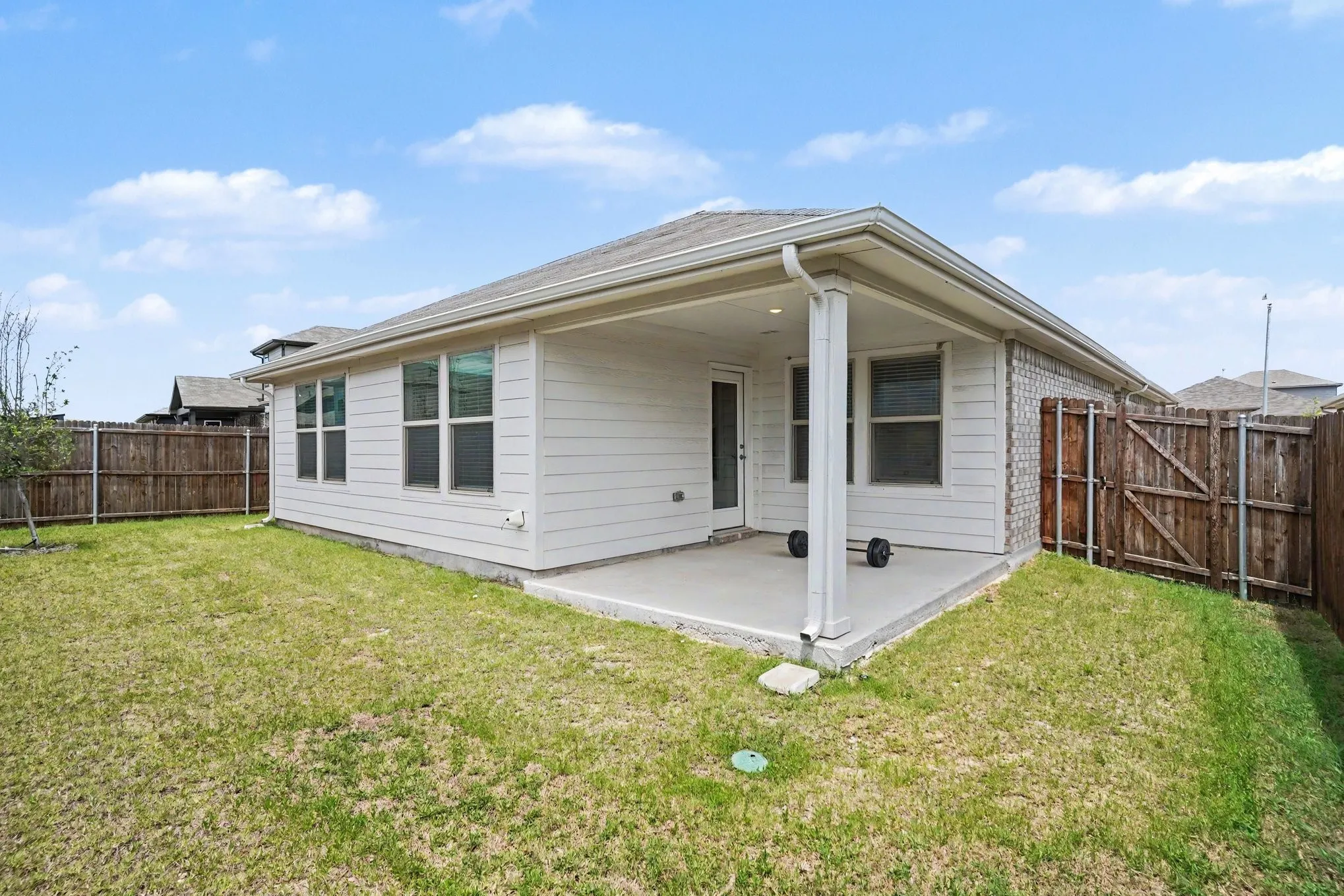 Single Family Residence For Sale in Tarrant County , 10937 Texanum Trail, Fort Worth, Texas 76108, 4 Bedroom, 2 Bathroom, 2 Garage spaces, 1,757 Sqft, built in 2023, mls#21304432, Real Estate Agent in Fort Worth, Homes For Sale in Tarrant county, Homes For Sale in Fort Worth, Realtor in Fort Worth Texas, Real Estate Brokerage Independent Realty Texas, Luminita Cordes Realtor