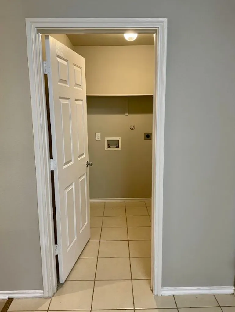 Single Family Residence For Rent in Collin County , 421 Stanley Falls Drive, Anna, Texas 75409, 3 Bedroom, 3 Bathroom, 2 Garage spaces, 1,672 Sqft, built in 2004, mls#21310550, Real Estate Agent in Anna, Homes For Rent in Collin county, Homes For Rent in Anna, Realtor in Anna Texas, Real Estate Brokerage Independent Realty Texas, Luminita Cordes Realtor