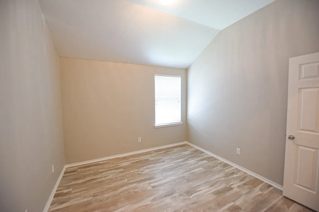 Single Family Residence For Rent in Collin County , 421 Stanley Falls Drive, Anna, Texas 75409, 3 Bedroom, 3 Bathroom, 2 Garage spaces, 1,672 Sqft, built in 2004, mls#21310550, Real Estate Agent in Anna, Homes For Rent in Collin county, Homes For Rent in Anna, Realtor in Anna Texas, Real Estate Brokerage Independent Realty Texas, Luminita Cordes Realtor