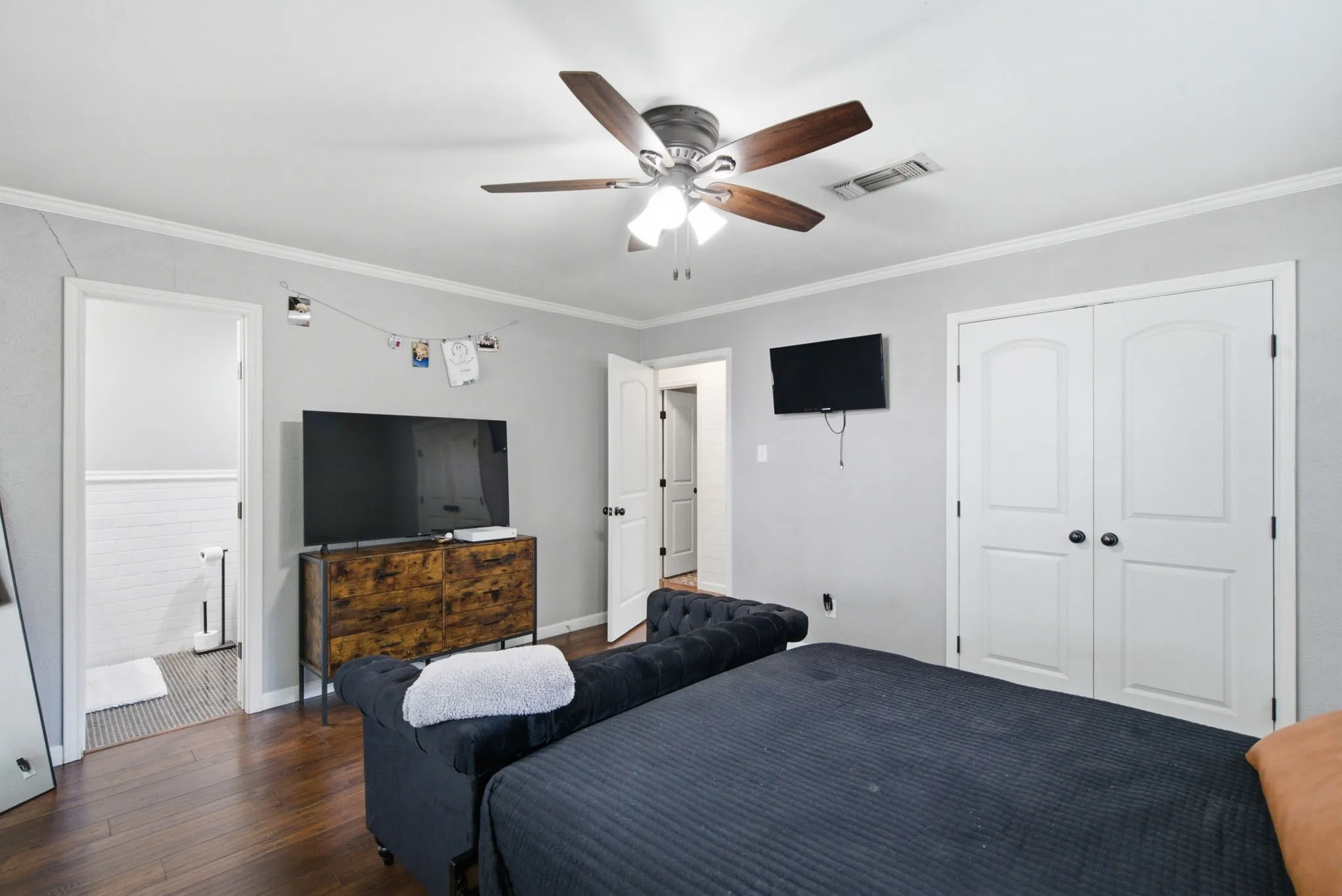 Single Family Residence For Sale in Comanche County , 616 S Bowie Street, De Leon, Texas 76444, 4 Bedroom, 3 Bathroom, Garage spaces, 2,032 Sqft, built in 1977, mls#21309671, Real Estate Agent in De Leon, Homes For Sale in Comanche county, Homes For Sale in De Leon, Realtor in De Leon Texas, Real Estate Brokerage Independent Realty Texas, Luminita Cordes Realtor