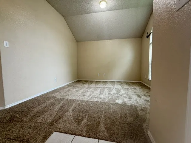 Single Family Residence For Rent in Tarrant County , 12333 Silver Mist Trail, Fort Worth, Texas 76028, 3 Bedroom, 2 Bathroom, 2 Garage spaces, 1,750 Sqft, built in 2003, mls#21310566, Real Estate Agent in Fort Worth, Homes For Rent in Tarrant county, Homes For Rent in Fort Worth, Realtor in Fort Worth Texas, Real Estate Brokerage Independent Realty Texas, Luminita Cordes Realtor