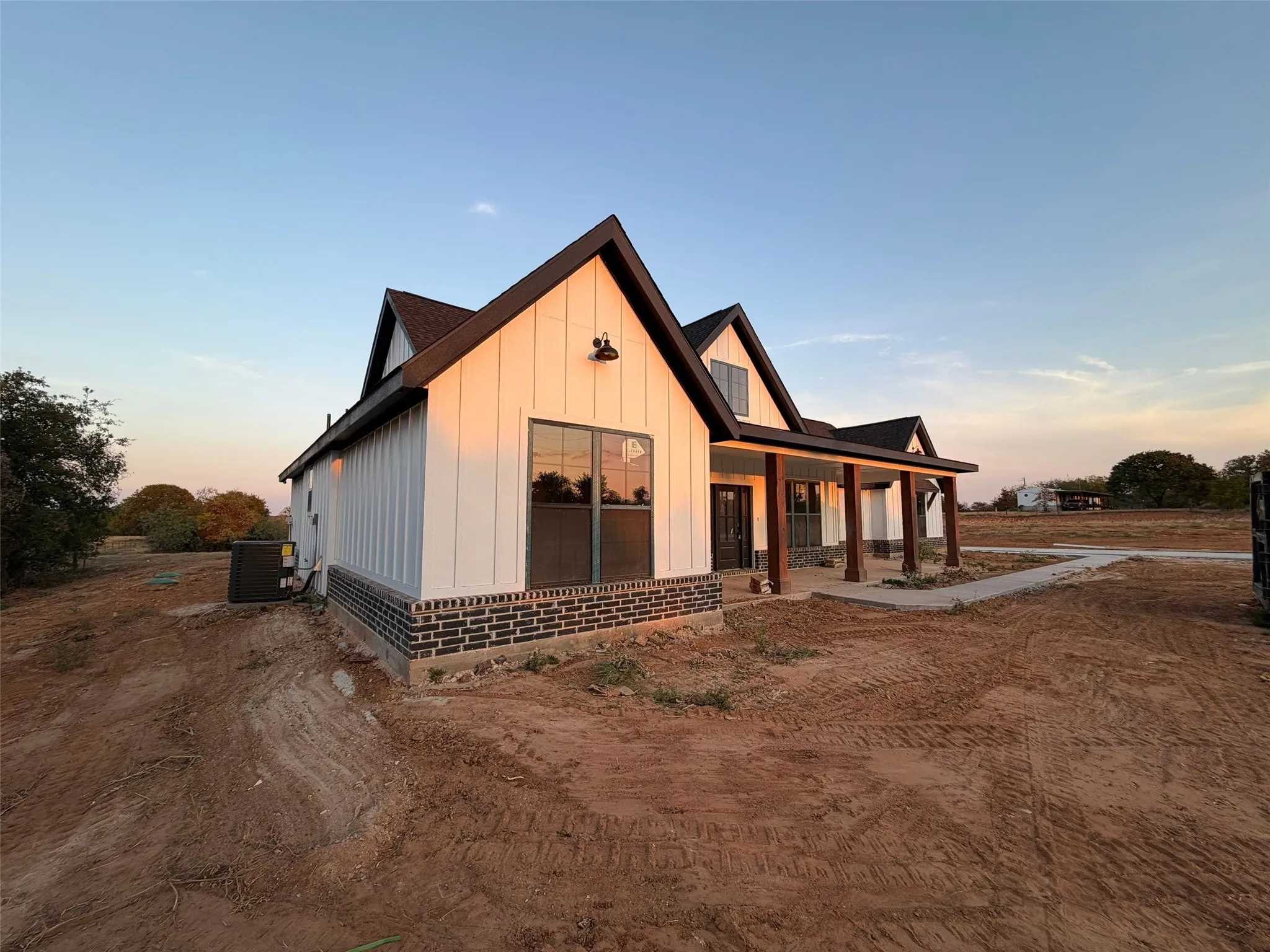 Single Family Residence For Sale in Wise County , 1081 County Road 4781, Boyd, Texas 76023, 3 Bedroom, 3 Bathroom, 2 Garage spaces, 2,149 Sqft, built in 2026, mls#21282624, Real Estate Agent in Boyd, Homes For Sale in Wise county, Homes For Sale in Boyd, Realtor in Boyd Texas, Real Estate Brokerage Independent Realty Texas, Luminita Cordes Realtor